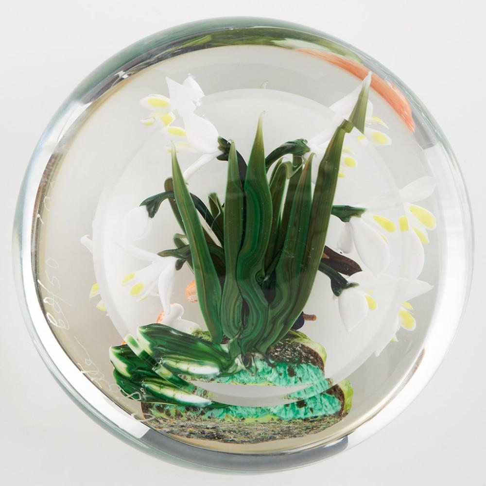 Rick Ayotte Paperweight Depicting a Snow Bunting 1990 For Sale at 1stDibs