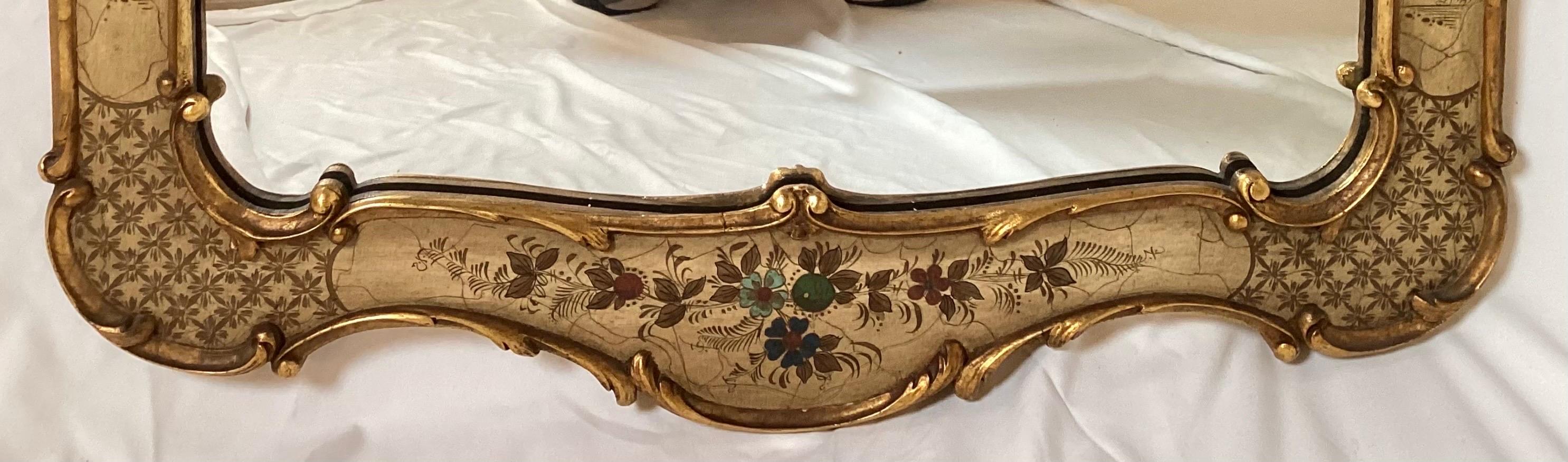 North American Hand Painted and Gilt Chinoiserie Famed Mirror  For Sale