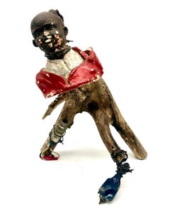 L'orso e la lotta, scultura con Objects for Objects e legno alla deriva