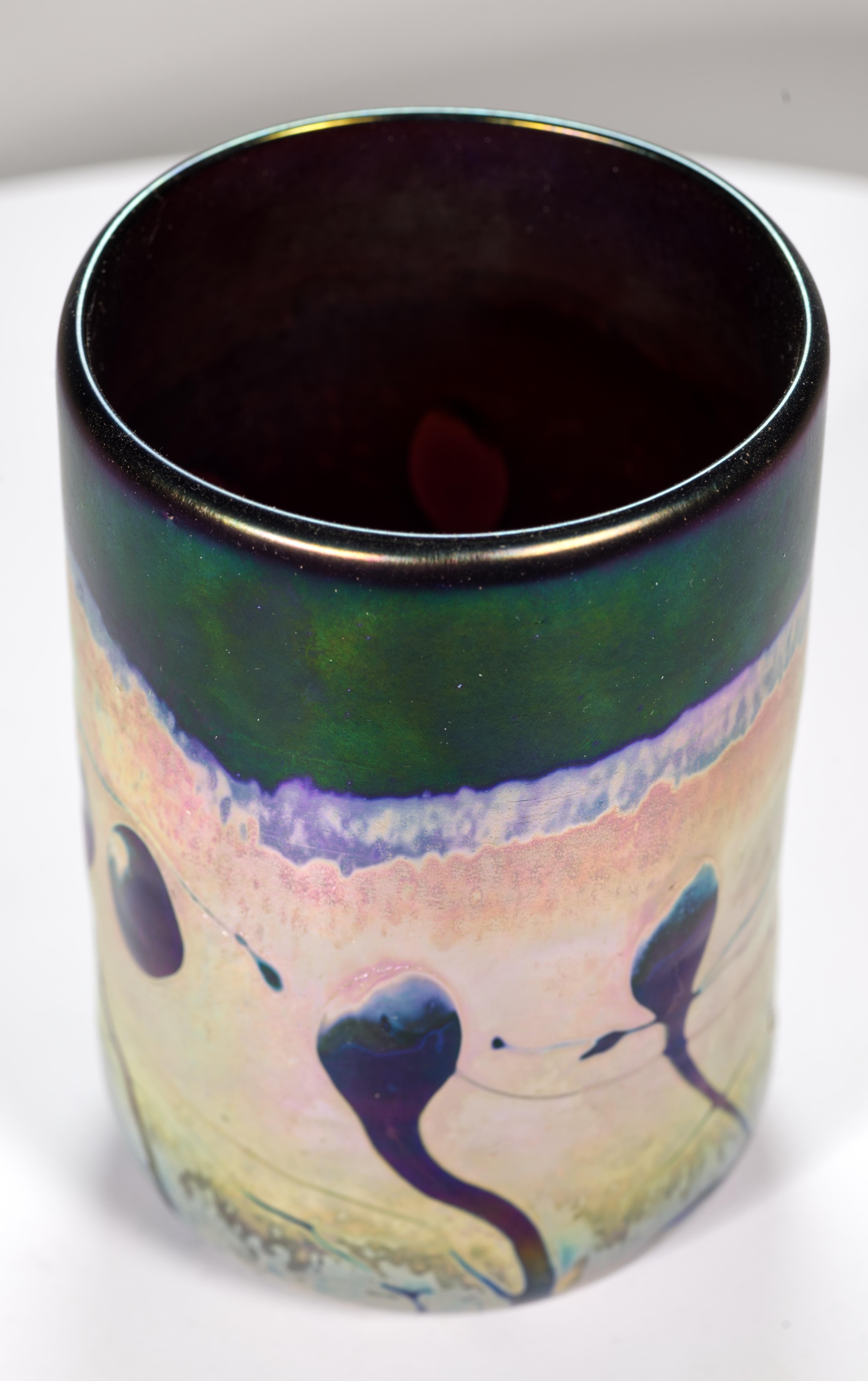 Americano Vaso a bocciolo verde Art Deco di Rick Hunter, vetro artistico americano da studio in vendita