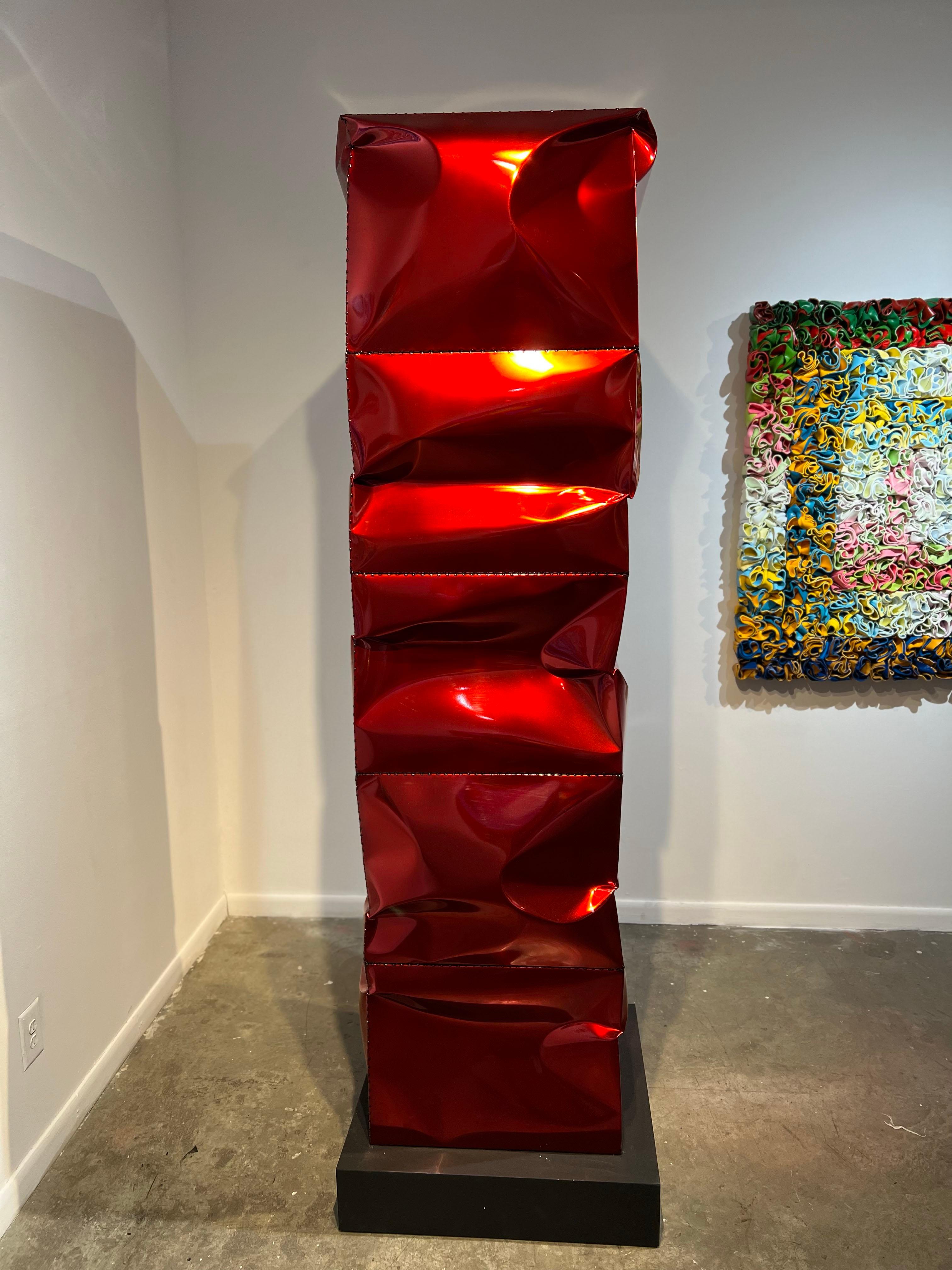 Scarlett – Sculpture von Rick Lazes
