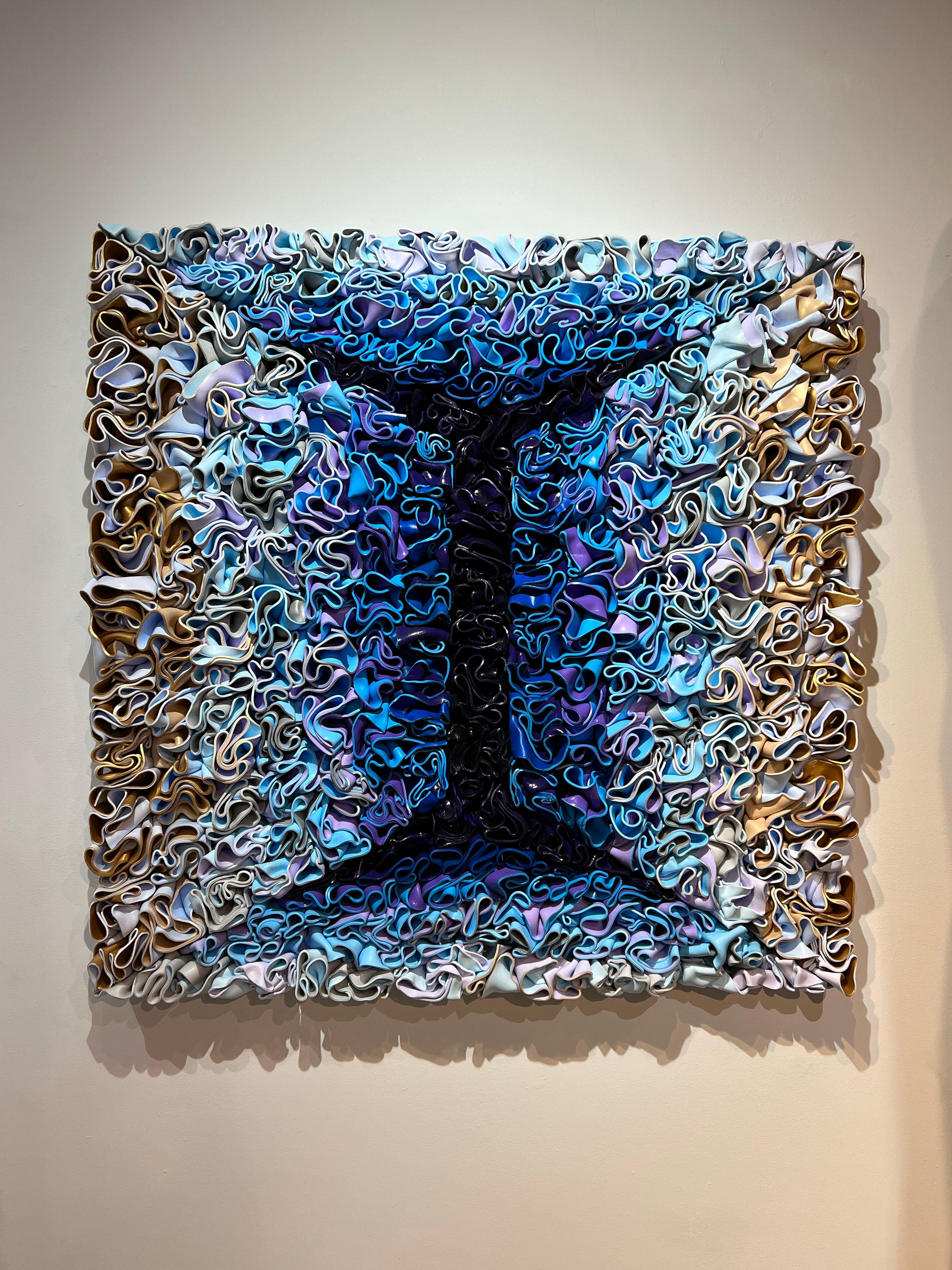 Tetrangle - Sculpture by Rick Lazes