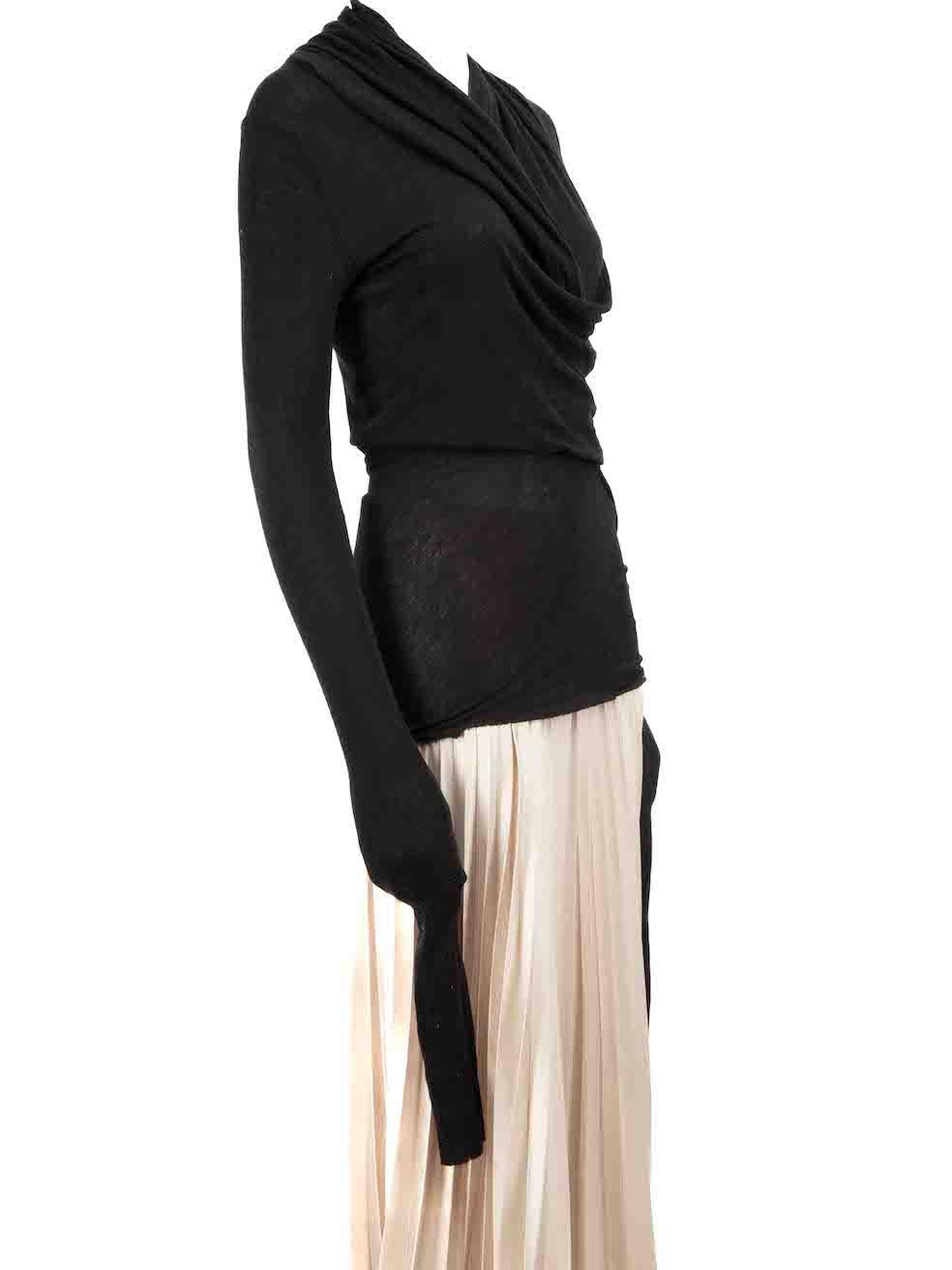 CONDITION is Very good. Minimal wear to top is evident. Minimal wear to overall material where pilling especially to the underarms is evident on this used Rick Owens Lilies designer resale item.
 
 Details
 Black
 Synthetic
 Knit top
 Long sleeves
