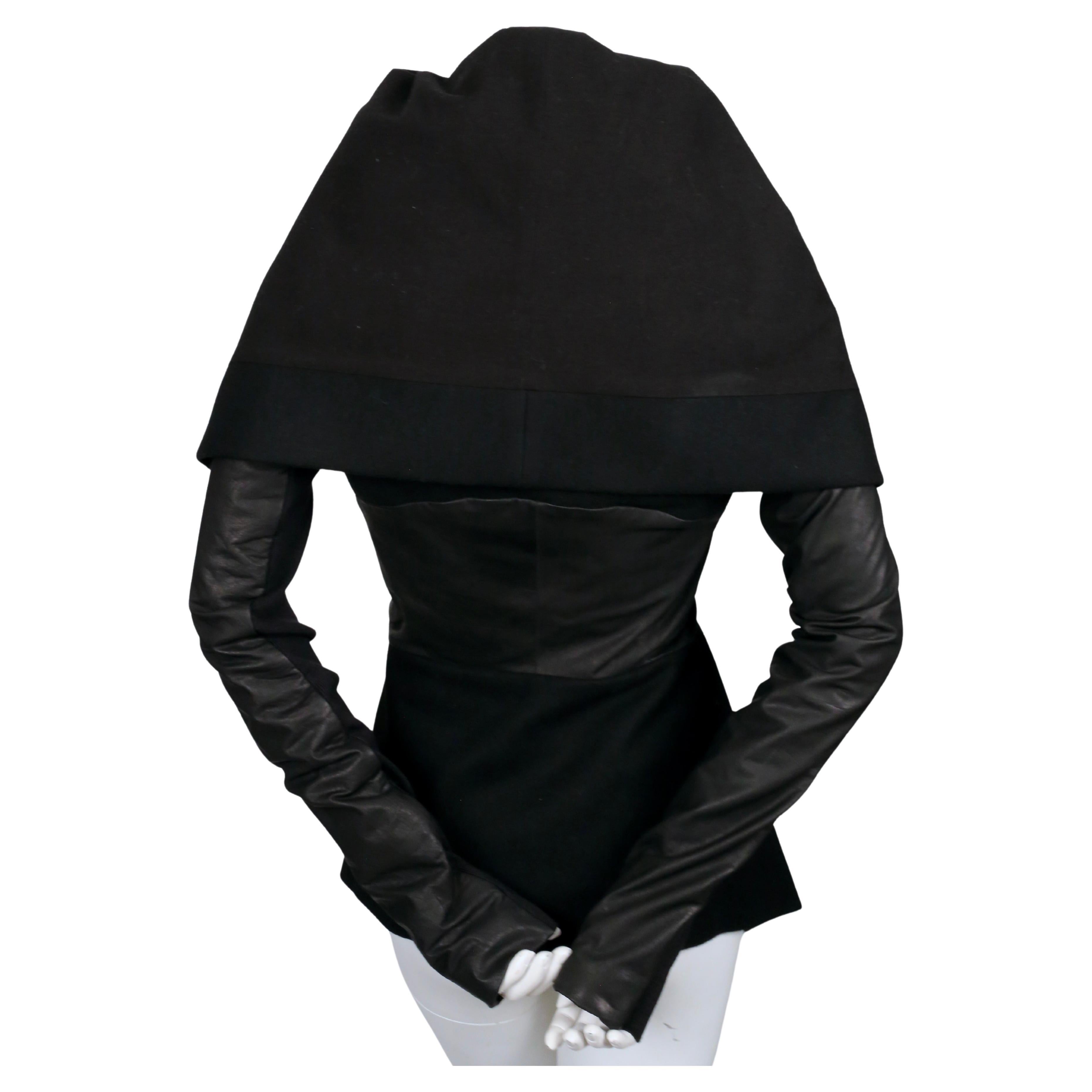 RICK OWENS schwarze Jacke mit Lederärmeln und asymmetrischem Saum im Angebot 1