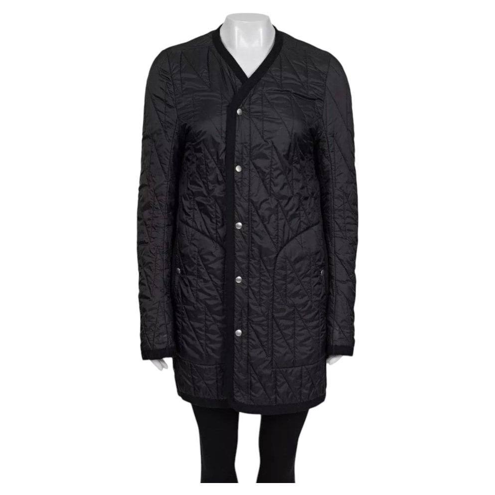 Rick Owens Schwarzer Mantel mit Druckknöpfen, Größe IT 40 S, im Avantgarde-Stil im Angebot