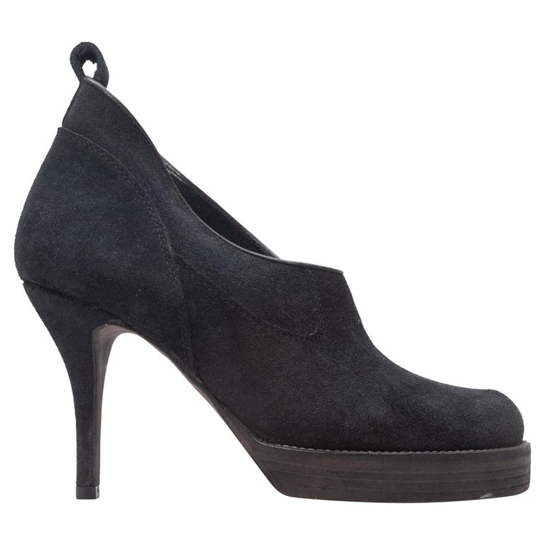 bootie pumps