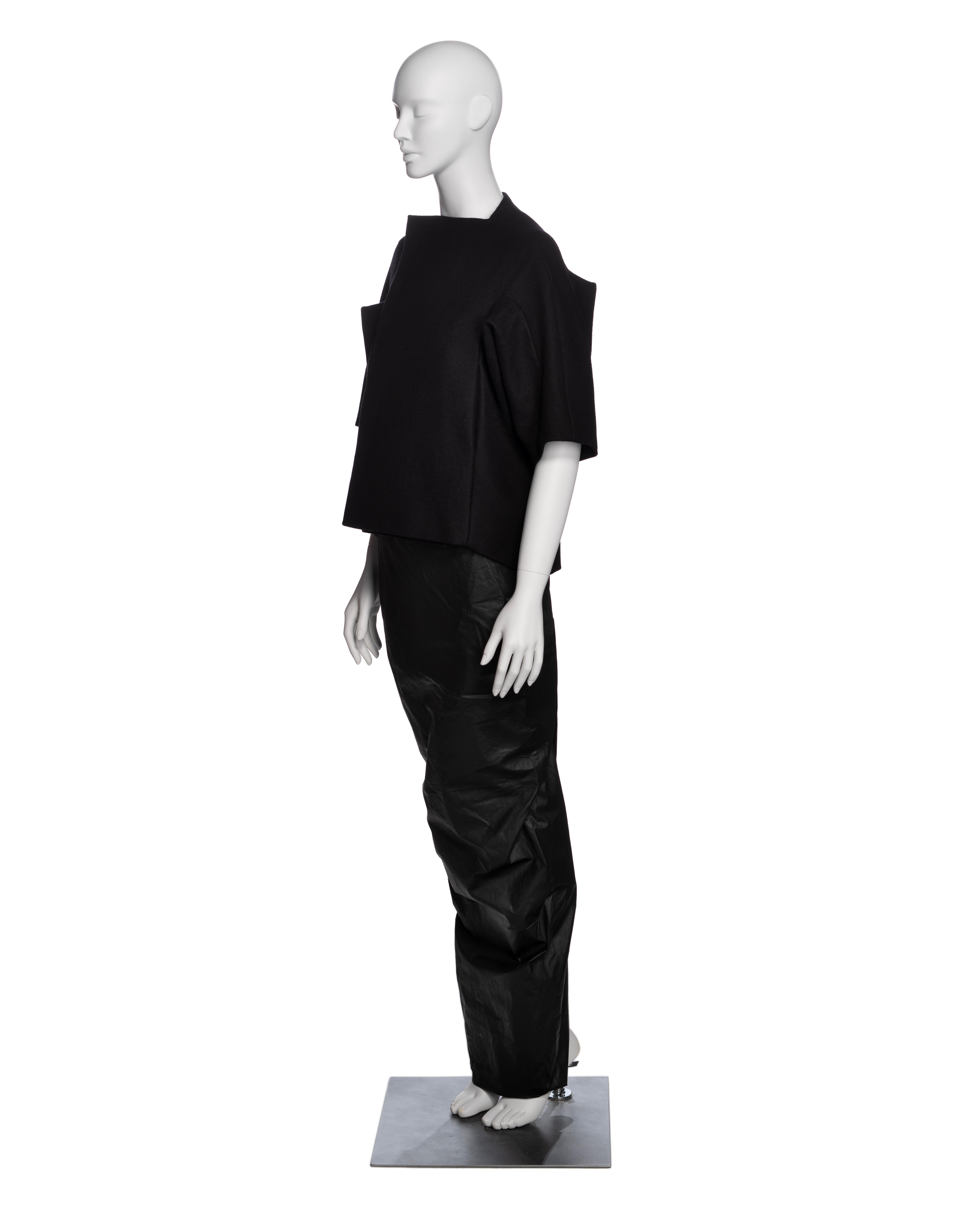 Rick Owens - Veste croisée en laine noire et jupe perruque en maxi ciré, FW 2011 en vente 1