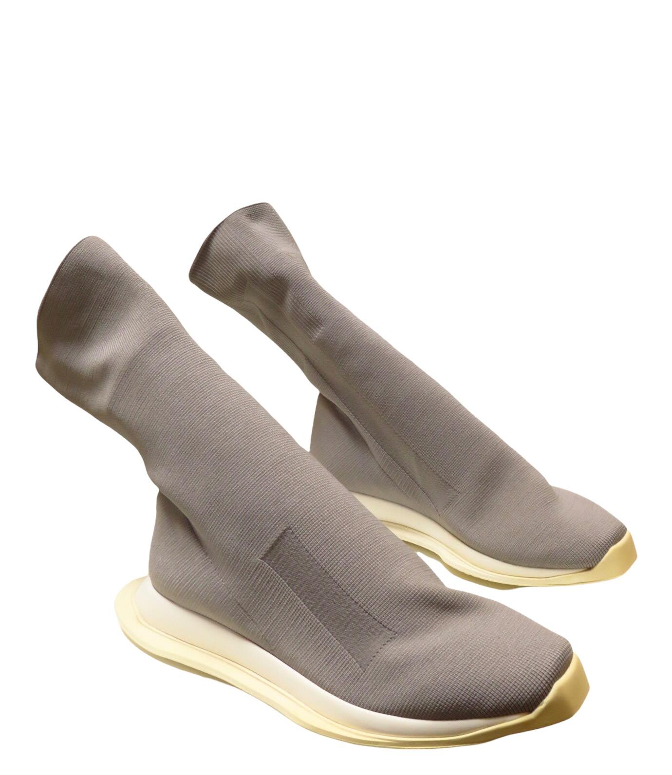 Rick Owens DRKSHDW Runner Stretch Low Sock Boot In New Condition For Sale In Laguna Beach, CA