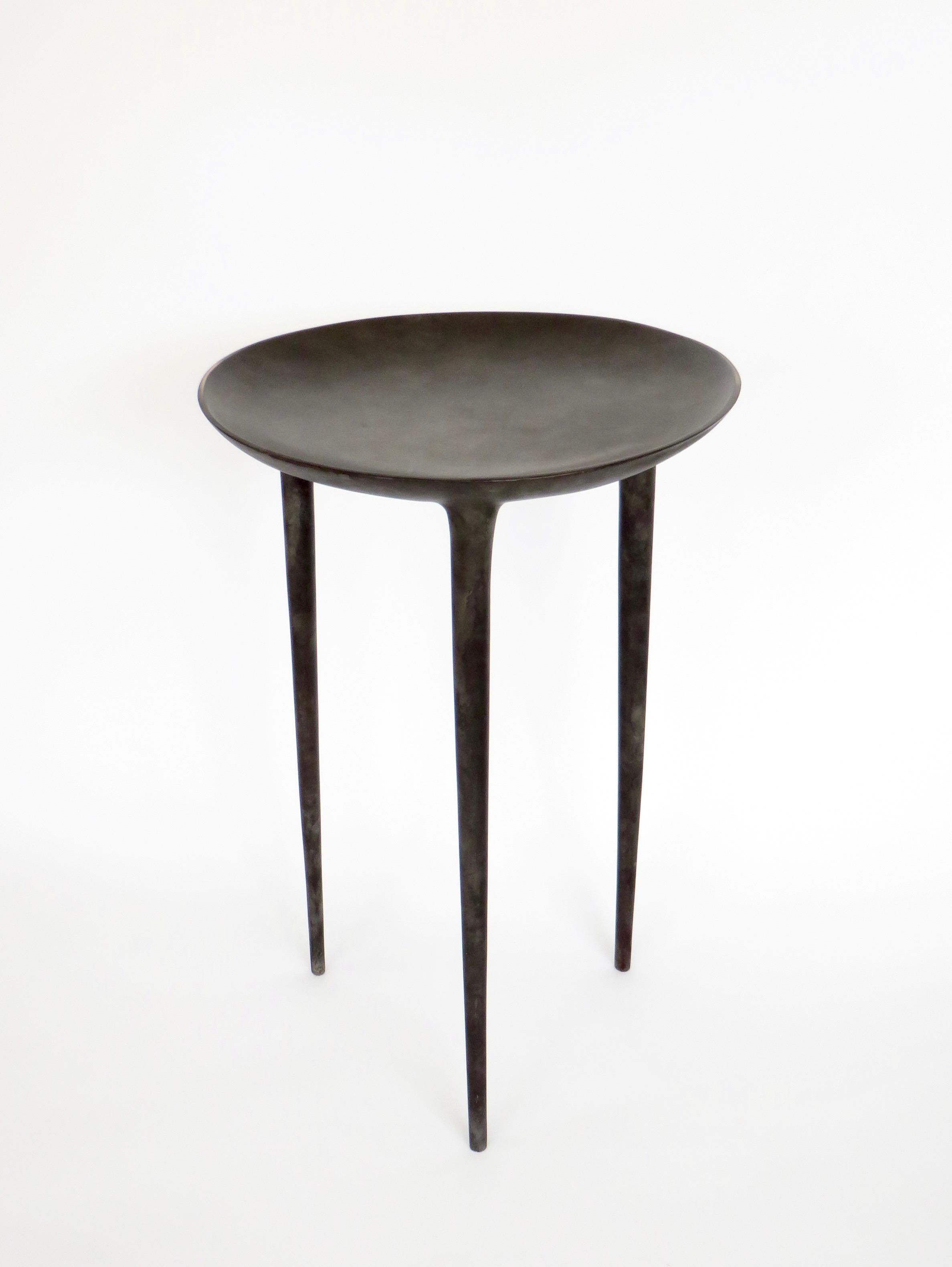 Moderne Rick Owens French Cast Bronze Tall Brazier Side Table Nitrate Patina en vente