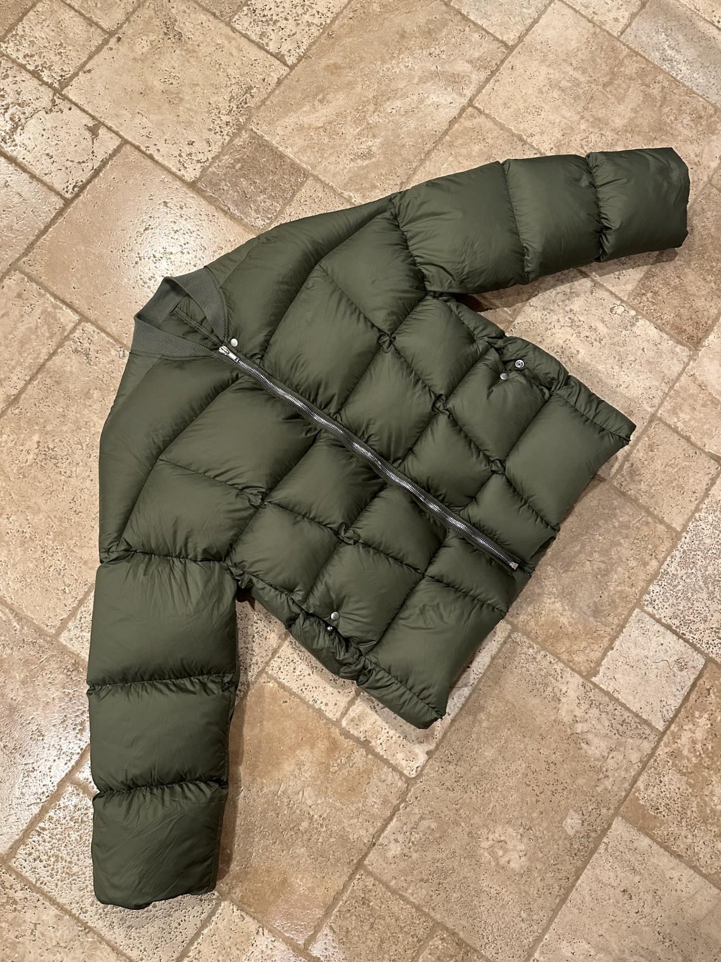 Rick Owens FW22 Oversized Flight Puffer Green Down Jacket For Sale 3