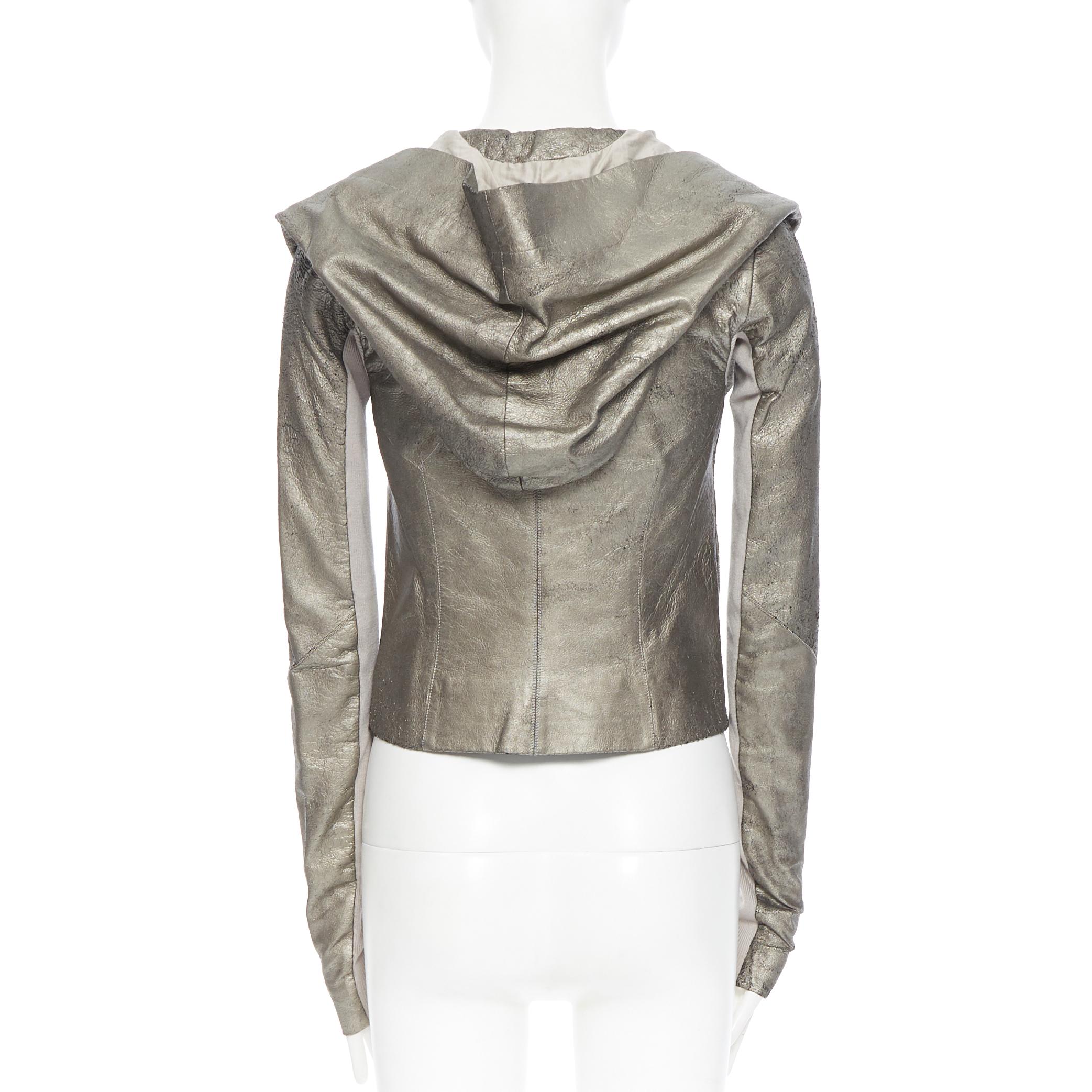 RICK OWENS metallic gold distressed supple leather cropped biker jacket US4 
Reference: LNKO/A01207 
Brand: Rick Owens 
Designer: Rick Owens 
Material: Leather 
Color: Gold 
Pattern: Solid 
Closure: Zip 
Extra Detail: Distressed supple leather upper
