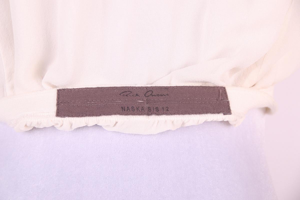Rick Owens Naska SS12 Silk Long Skirt


Color: Milk
Waist (Minimum): 66 cm / 25.98 inches
Belt (Maximum): 90 cm / 35.43 inches

size 40
Country of manufacture: Italy

The condition is excellent, but there may be small hooks or puffs on the silk.