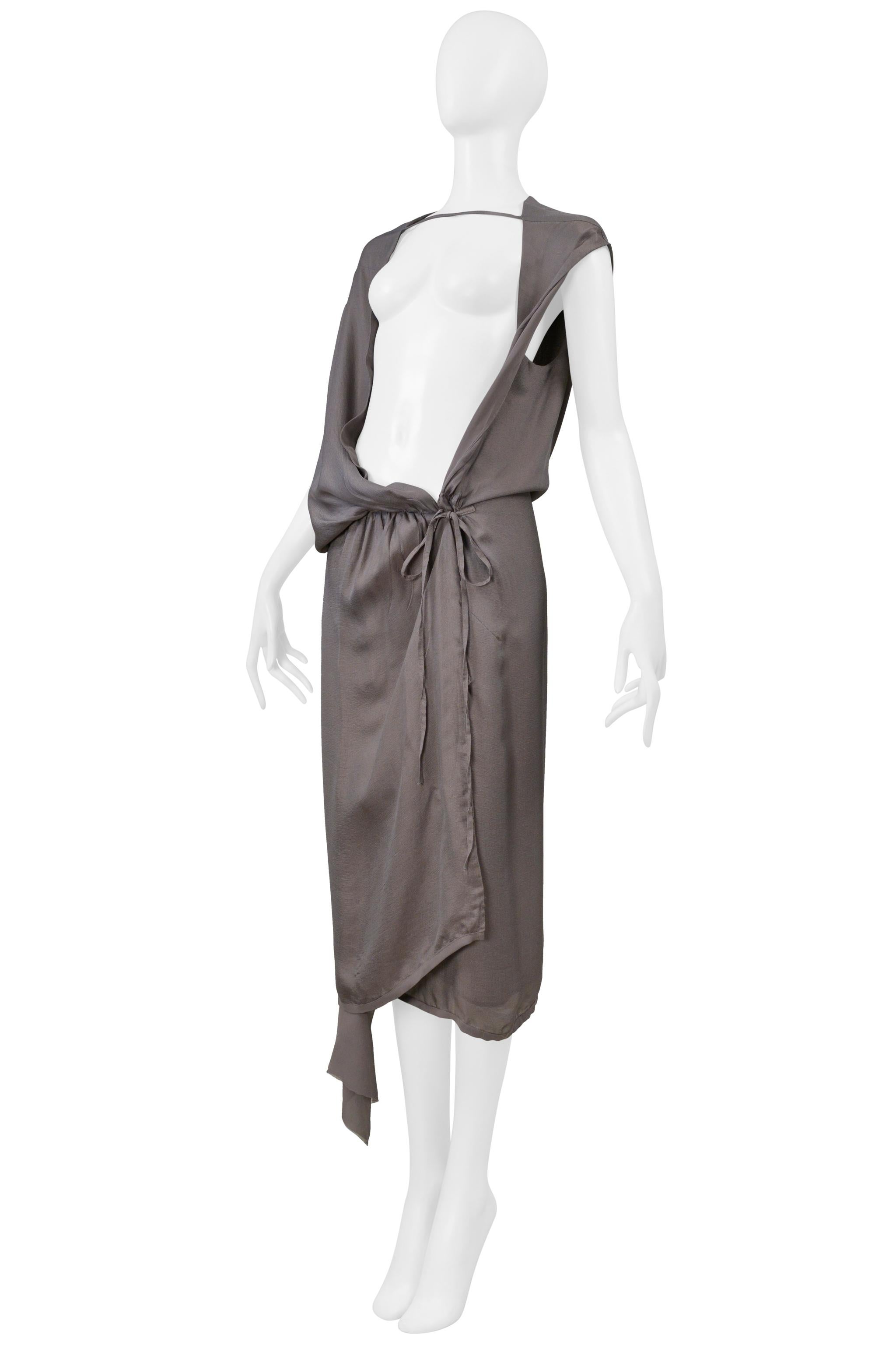 Gris Rick Owens - Robe portefeuille en soie ton oignon avec ouverture sur le devant 2004 en vente