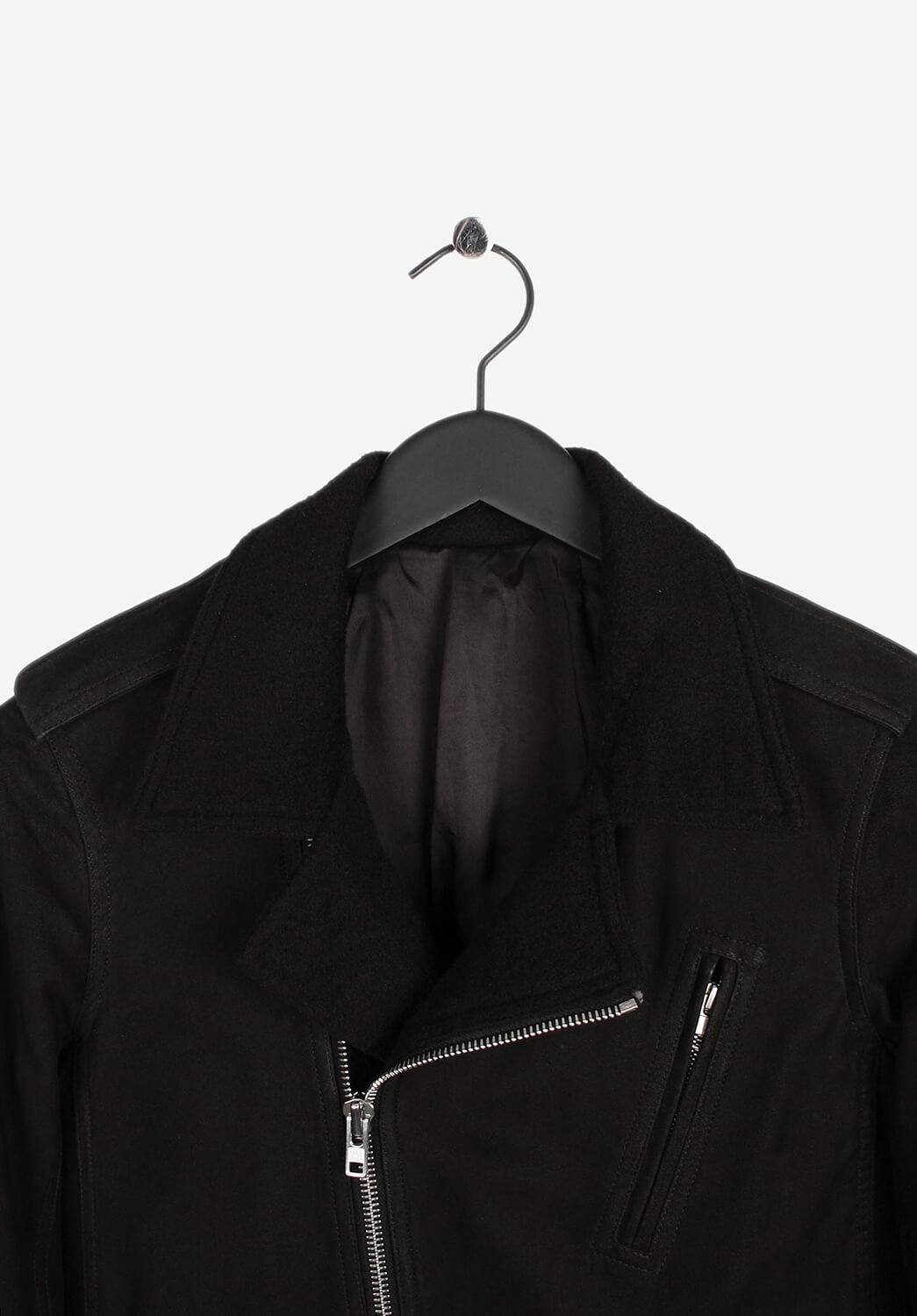 Item for sale is 100% genuine Rick Owens Biker Leather Jacket AW15
Color: Black
(An actual color may a bit vary due to individual computer screen interpretation)
Material: Suede leather, inside cashmere
Tag size: 48IT(M)
This jacket is great quality