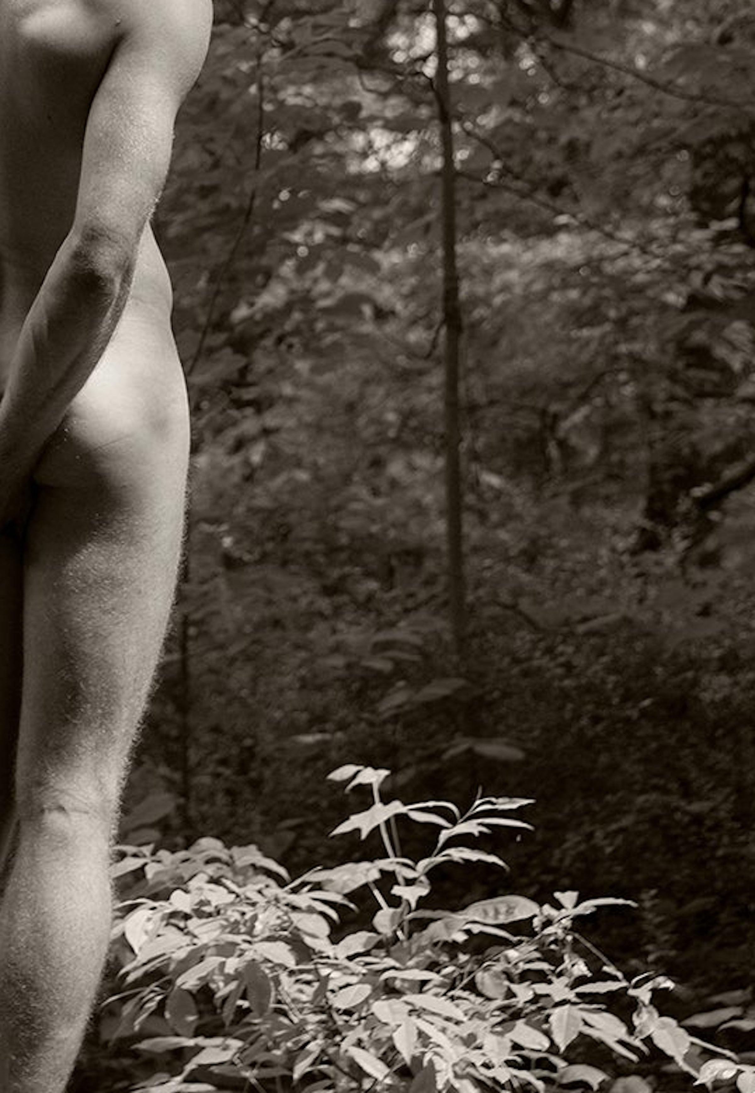 Cuerpo Tres, Desnudo. Fotografía sepia de edición limitada - Photograph Contemporáneo de Ricky Cohete