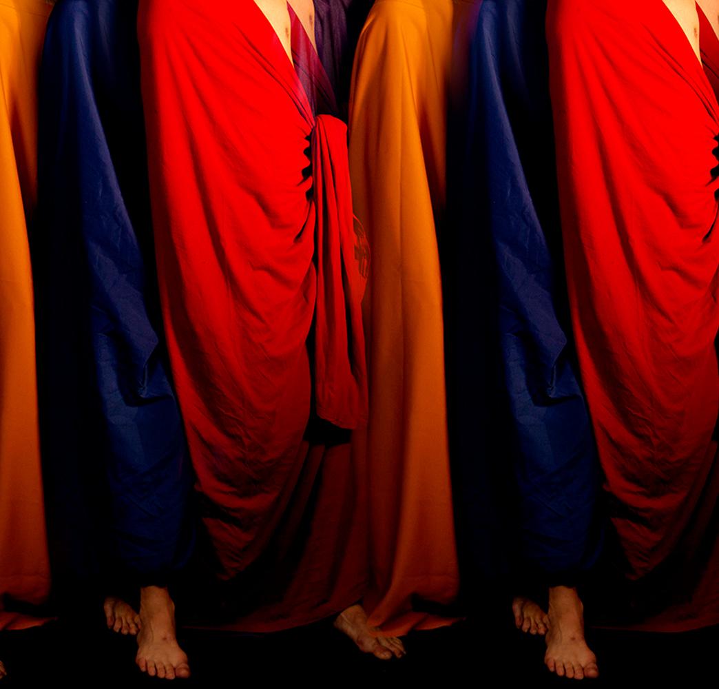 Caballeros de Oro, 2023 by Ricky Cohete
From the series danza de las naranjas
Color Archival Pigment print
Image size: 24 in. H x 36 in. W
Edition of 10
Unframed


_________________________
Ricky Cohete was born in a coastal city in Ecuador, but