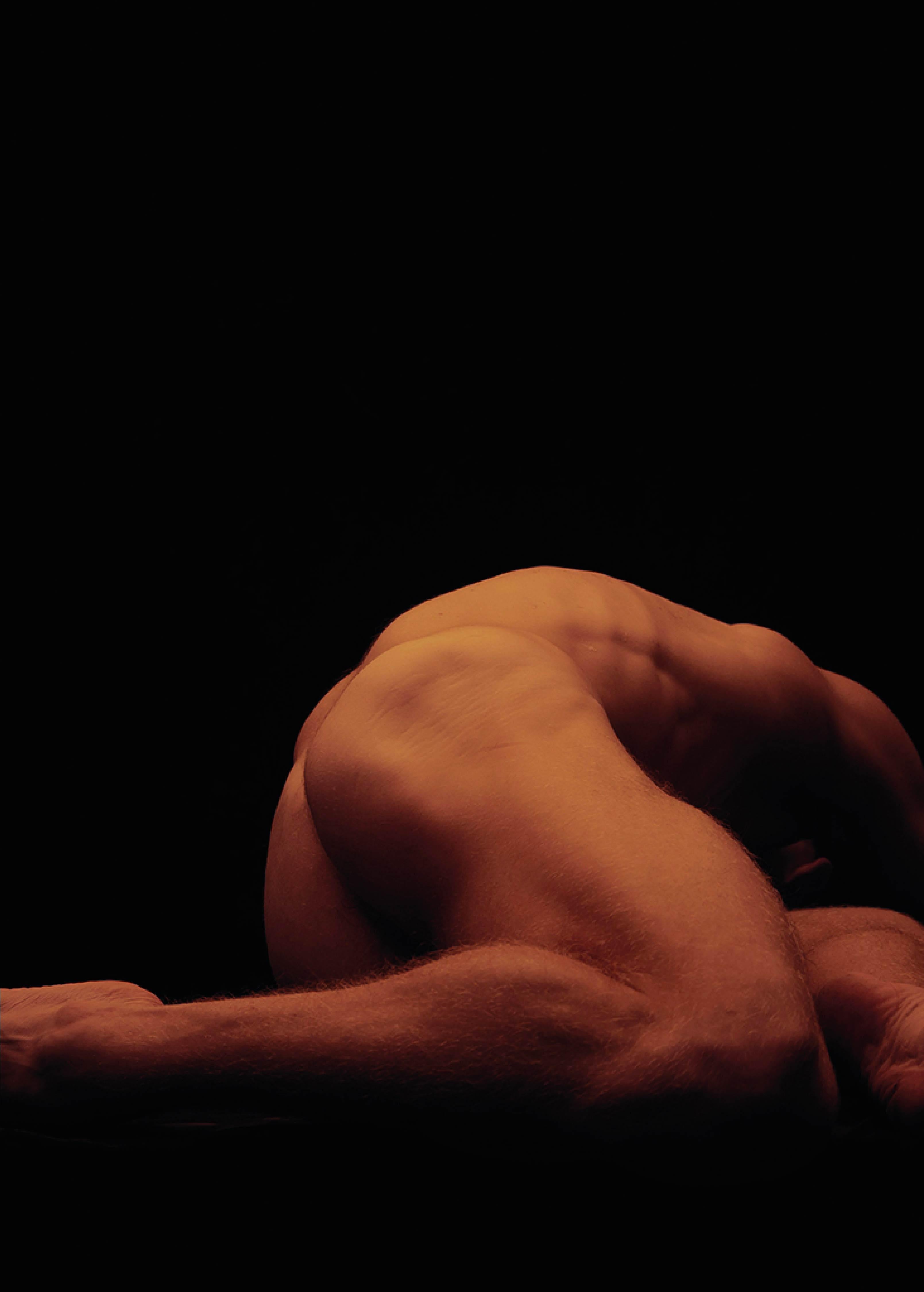 Entrega Uno. Momentum, Series. Male Nude Limited Edition Color Photograph For Sale 2