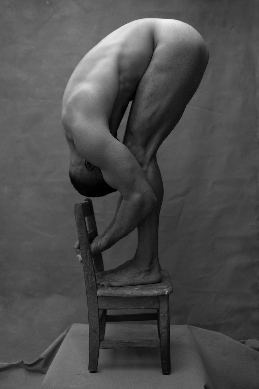 Hombre e Silla. Dalla serie Nostalgici