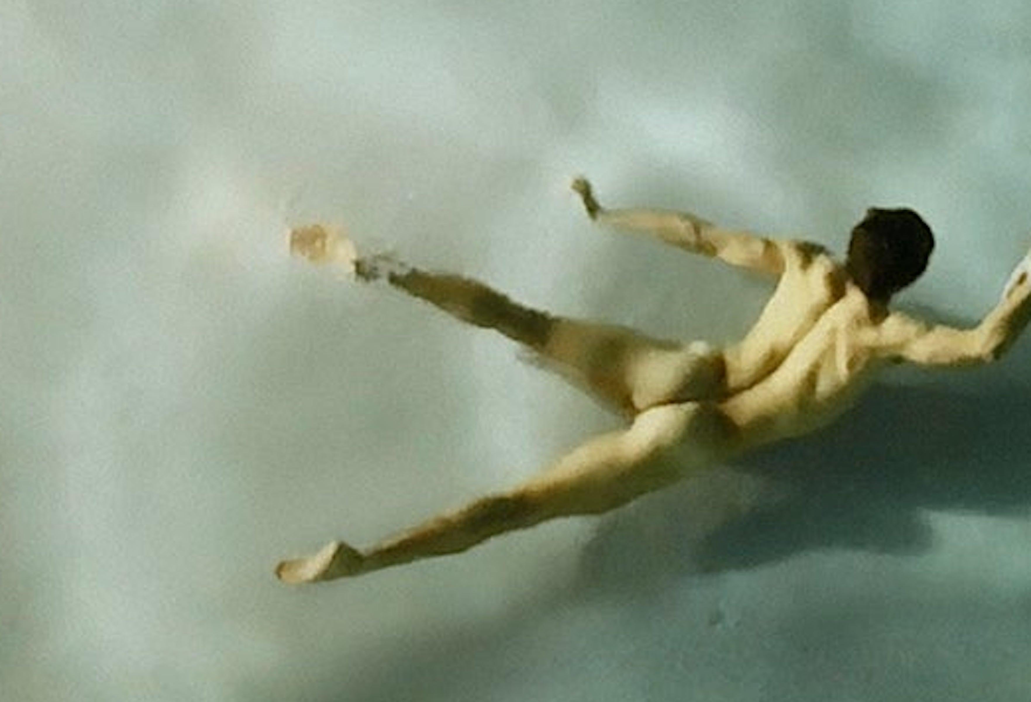 Entzündet, Nacktbilder. Die Serie „Alignment“. Farbfotografie in limitierter Auflage (Abstrakt), Photograph, von Ricky Cohete