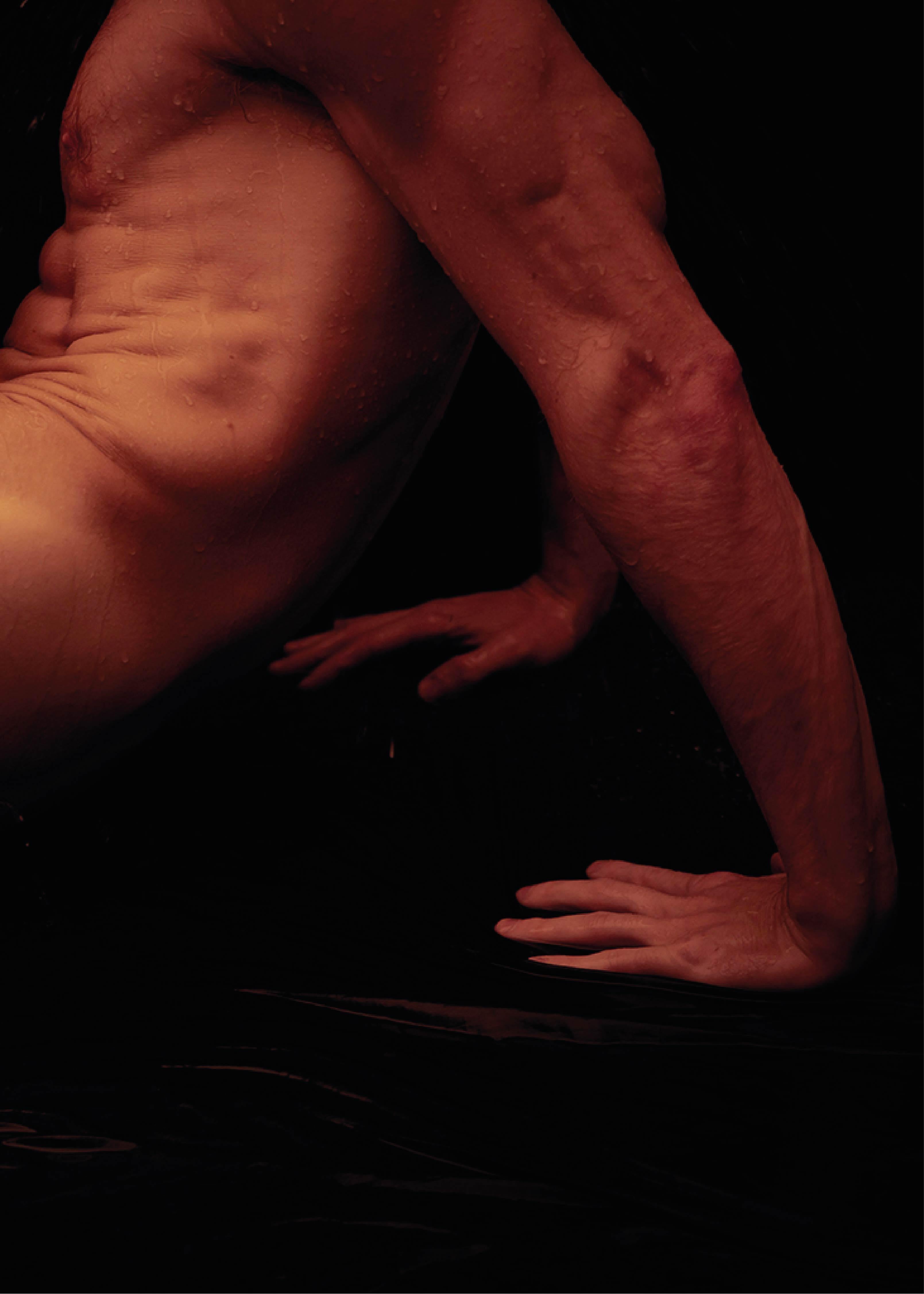 Momentum Tres. Momentum, series. Male Nude Limited Edition Color Photograph For Sale 3