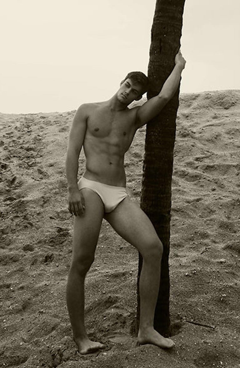 Man - photos tree nude Nude Beach