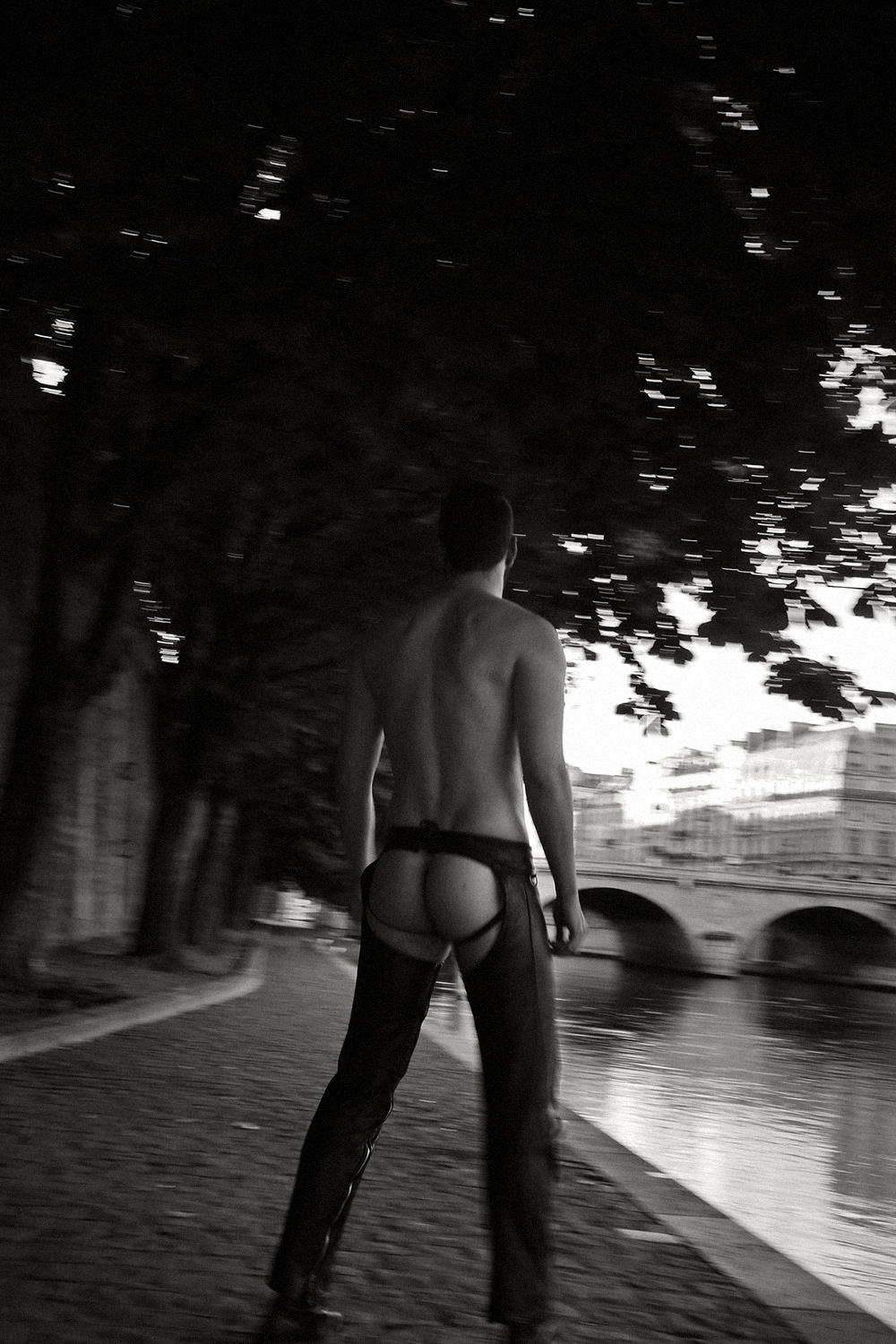 Ricky Cohete Black and White Photograph – Paris. Schwarz-Weiß-Fotografie in limitierter Auflage