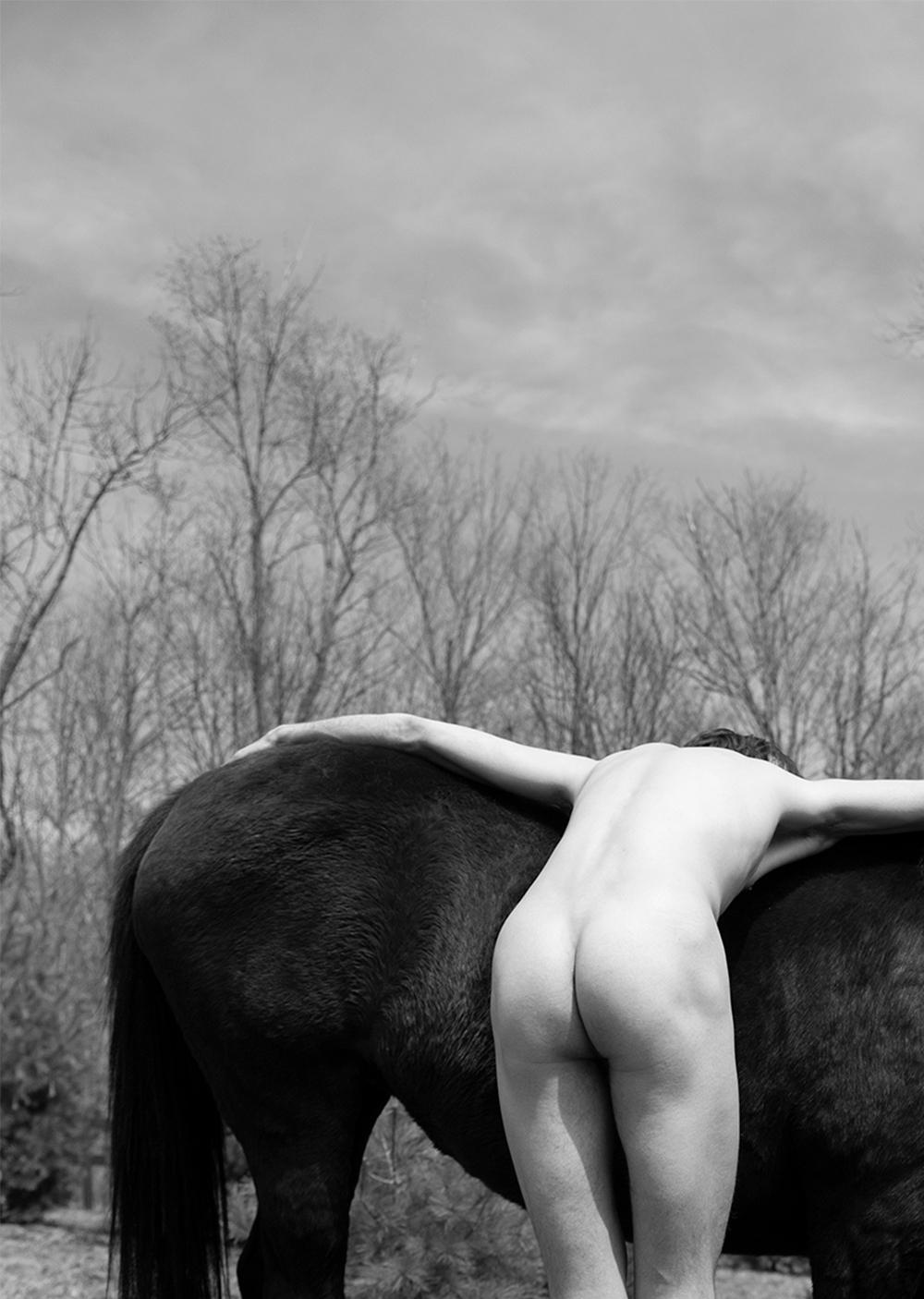Untitled 2 und ohne Titel, Diptychon. Aus der Serie The Horse and Dancer (Zeitgenössisch), Photograph, von Ricky Cohete
