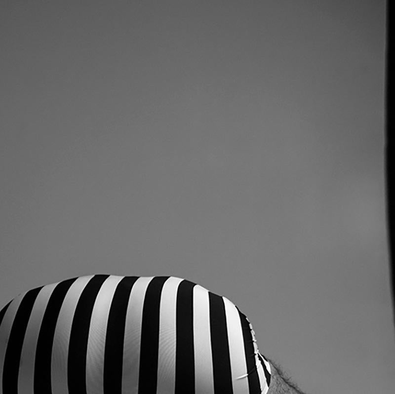 Sin título. De la serie Cuero y Piel - Photograph de Ricky Cohete