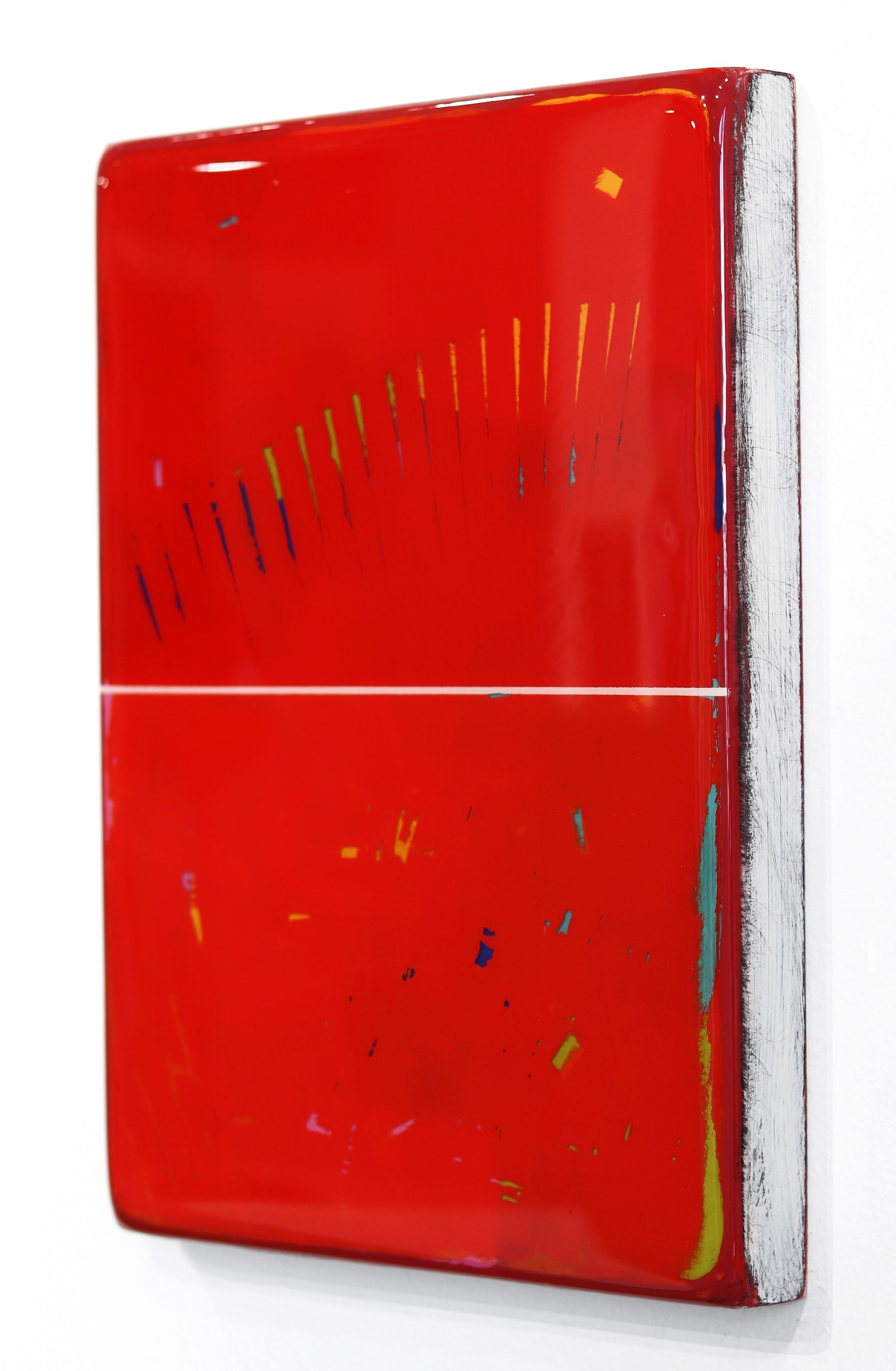 L'art mural minimaliste en techniques mixtes de Ricky Hunt est influencé par son passé tumultueux qui l'a conduit à un changement de paradigme dans sa créativité et sa vie. Il recouvre le panneau de bois de couches de peinture acrylique, en enlevant