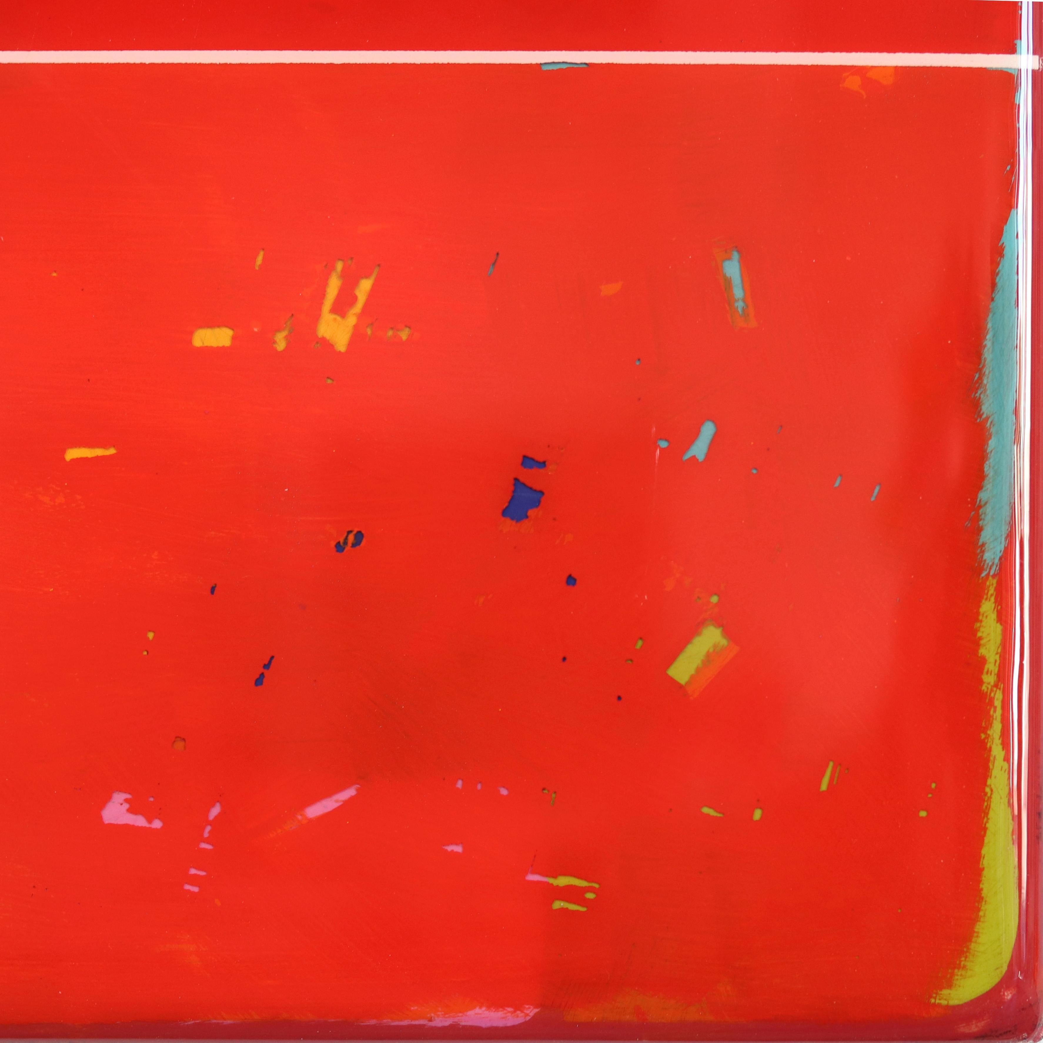 The Window 277 - Oeuvre d'art moderne et minimaliste en résine rouge à deux tons en vente 4