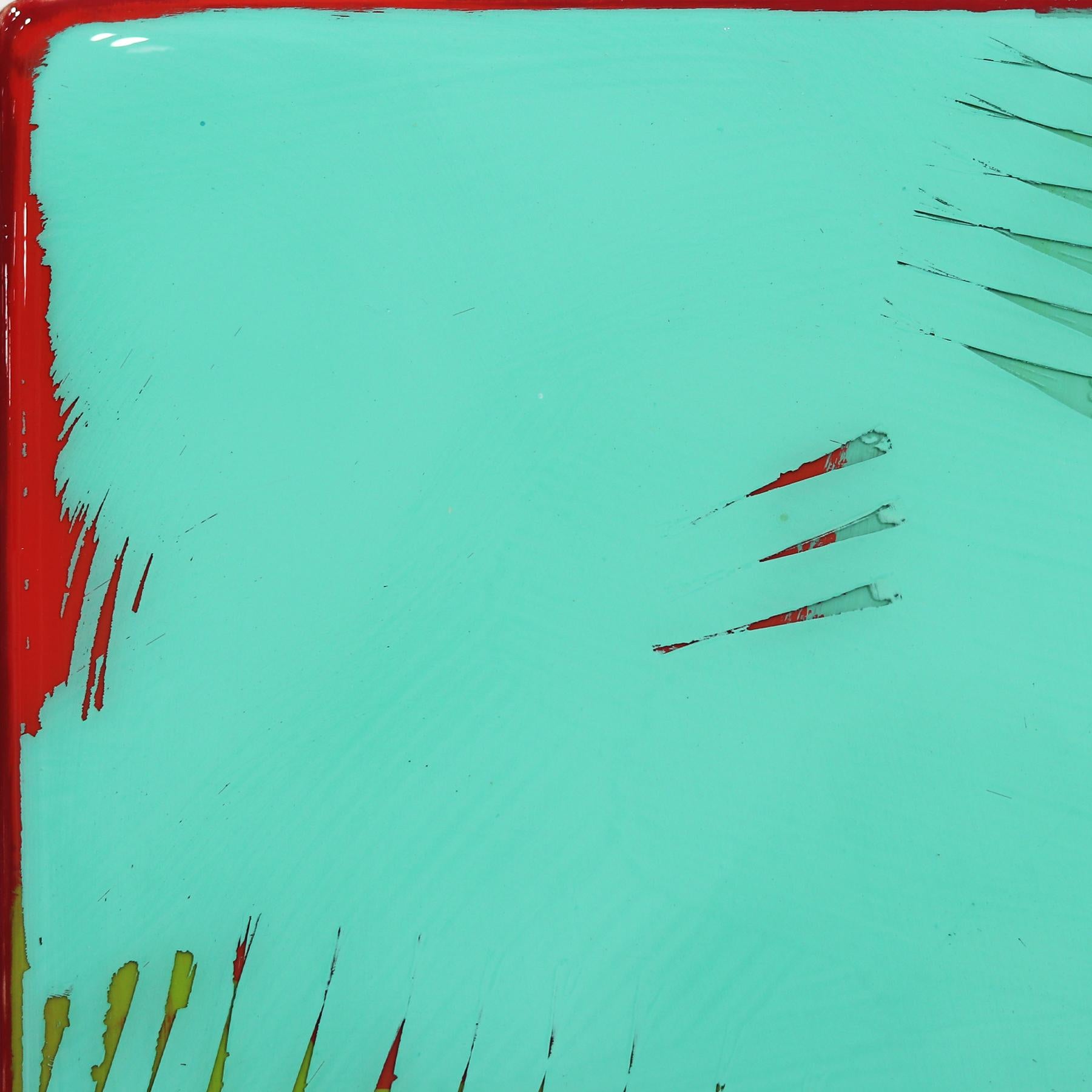 El arte mural minimalista en técnica mixta de Ricky Hunt está influido por su tumultuoso pasado, que le llevó a un cambio de paradigma en la creatividad y en la vida. Cubre el panel de madera con capas de pintura acrílica, retirando algunas capas en