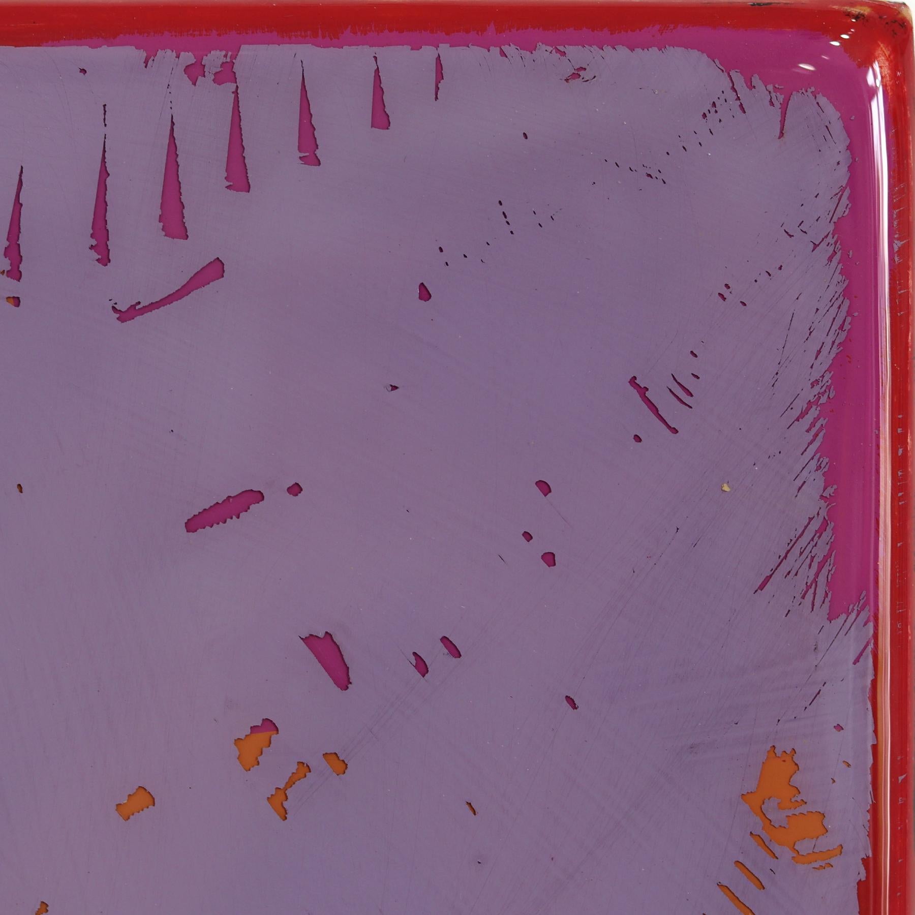 Das Fenster 354 - Modernes glänzendes Harz Minimalist lila & gelb zweifarbiges Kunstwerk im Angebot 3