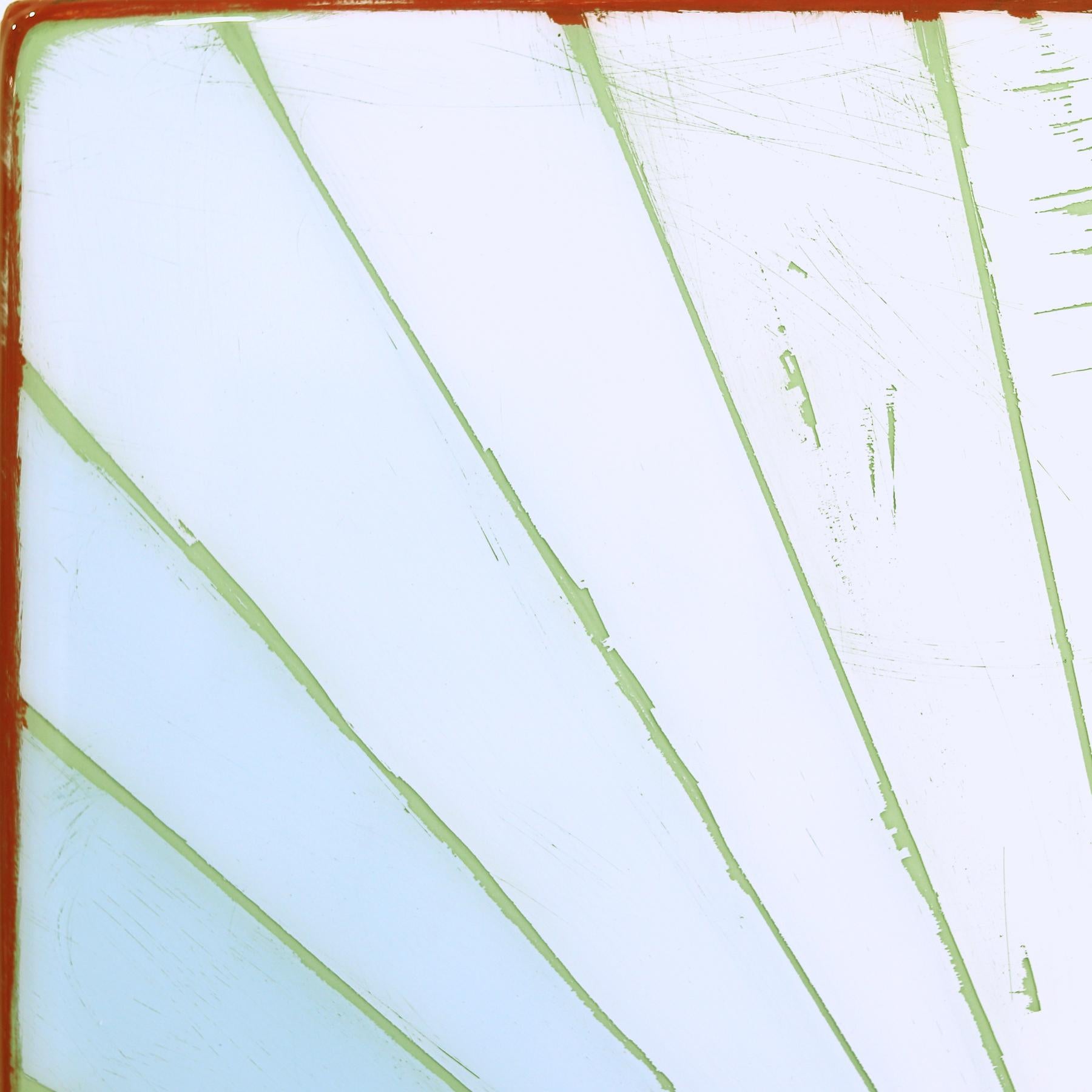 El arte mural minimalista en técnica mixta de Ricky Hunt está influido por su tumultuoso pasado, que le llevó a un cambio de paradigma en la creatividad y en la vida. Cubre el panel de madera con capas de pintura acrílica, retirando algunas capas en