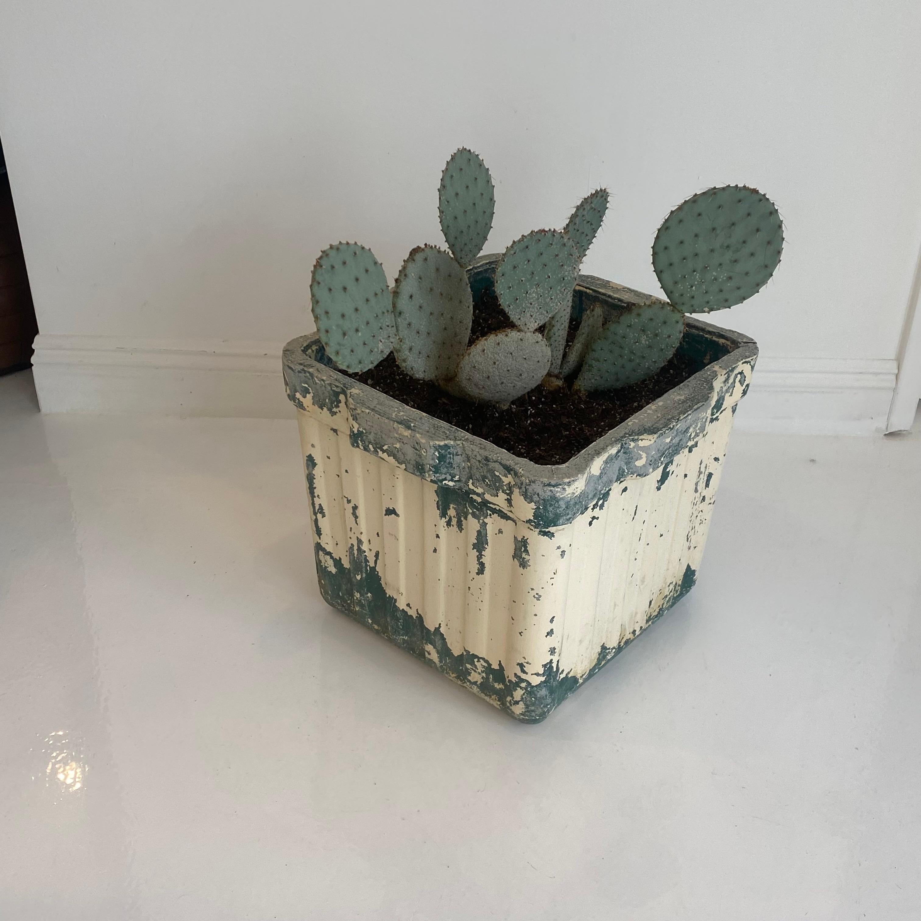 Willy Guhl Ridged Box Planter In Good Condition In Los Angeles, CA