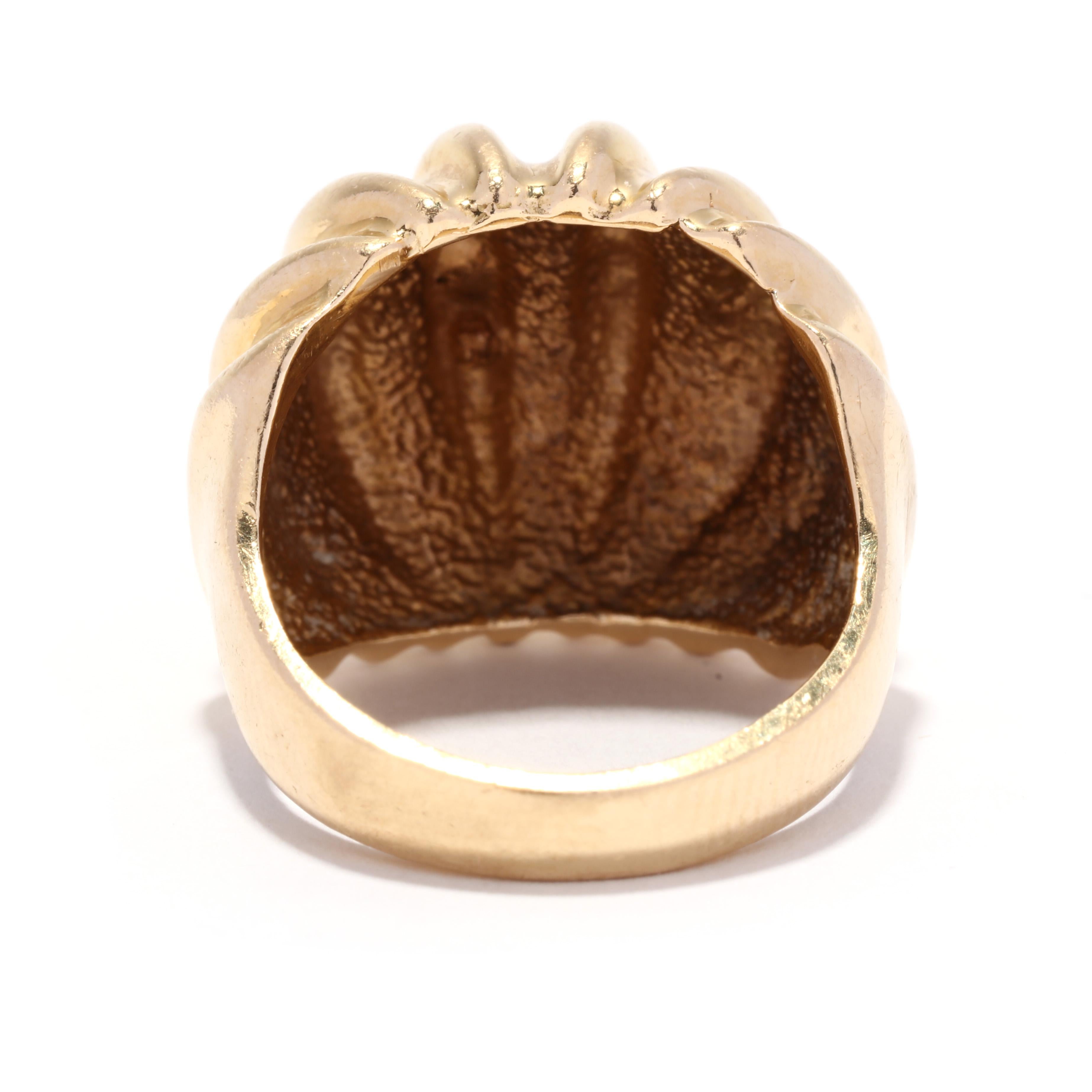 Bague Dome en or jaune 18K, bague Croissant en or, bague en or massif, lourd Bon état - En vente à McLeansville, NC