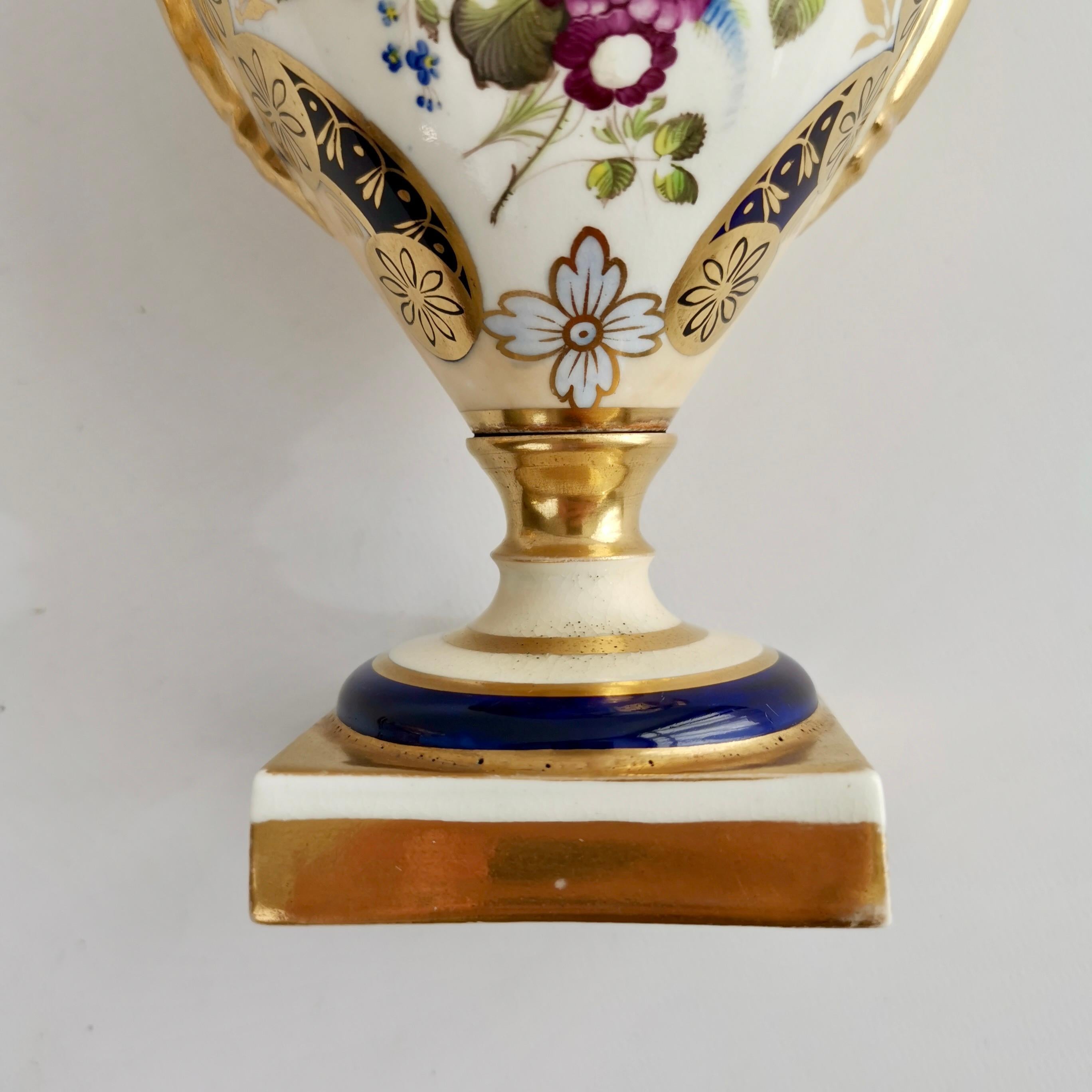 Garniture anglaise de 3 vases, style Empire, provenance G.Godden, 1810-1815 en vente 8