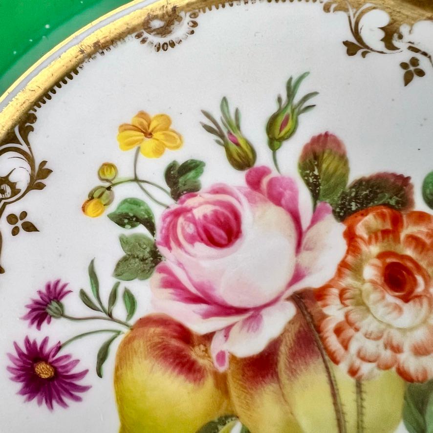 Ridgway Porcelain Plate, Daisy Moulded, Green with Flowers and Fruits, ca 1830 In Good Condition In London, GB