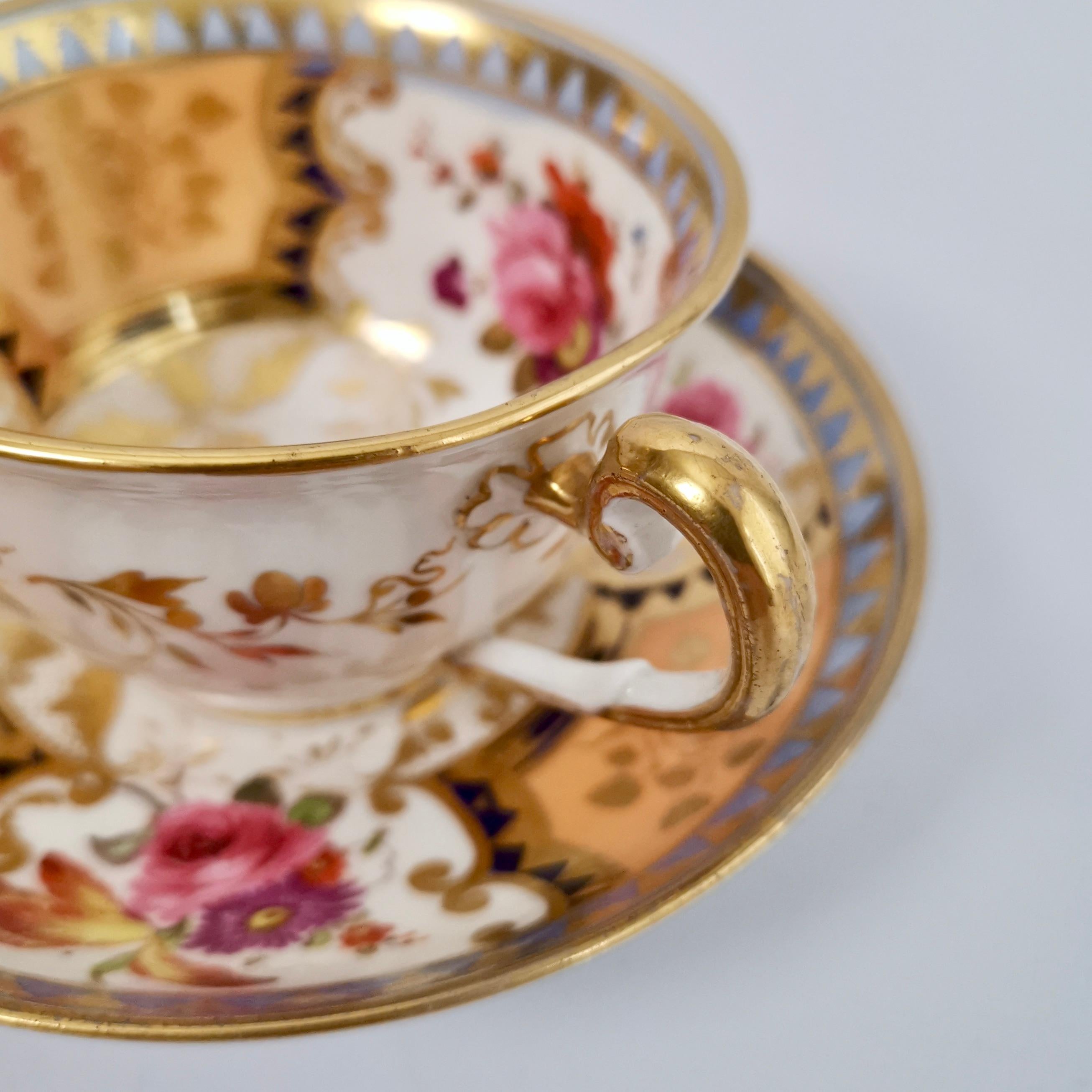 Early 19th Century Ridgway Porcelain Teacup, Apricot, Periwinkle and Flowers, Regency circa 1820
