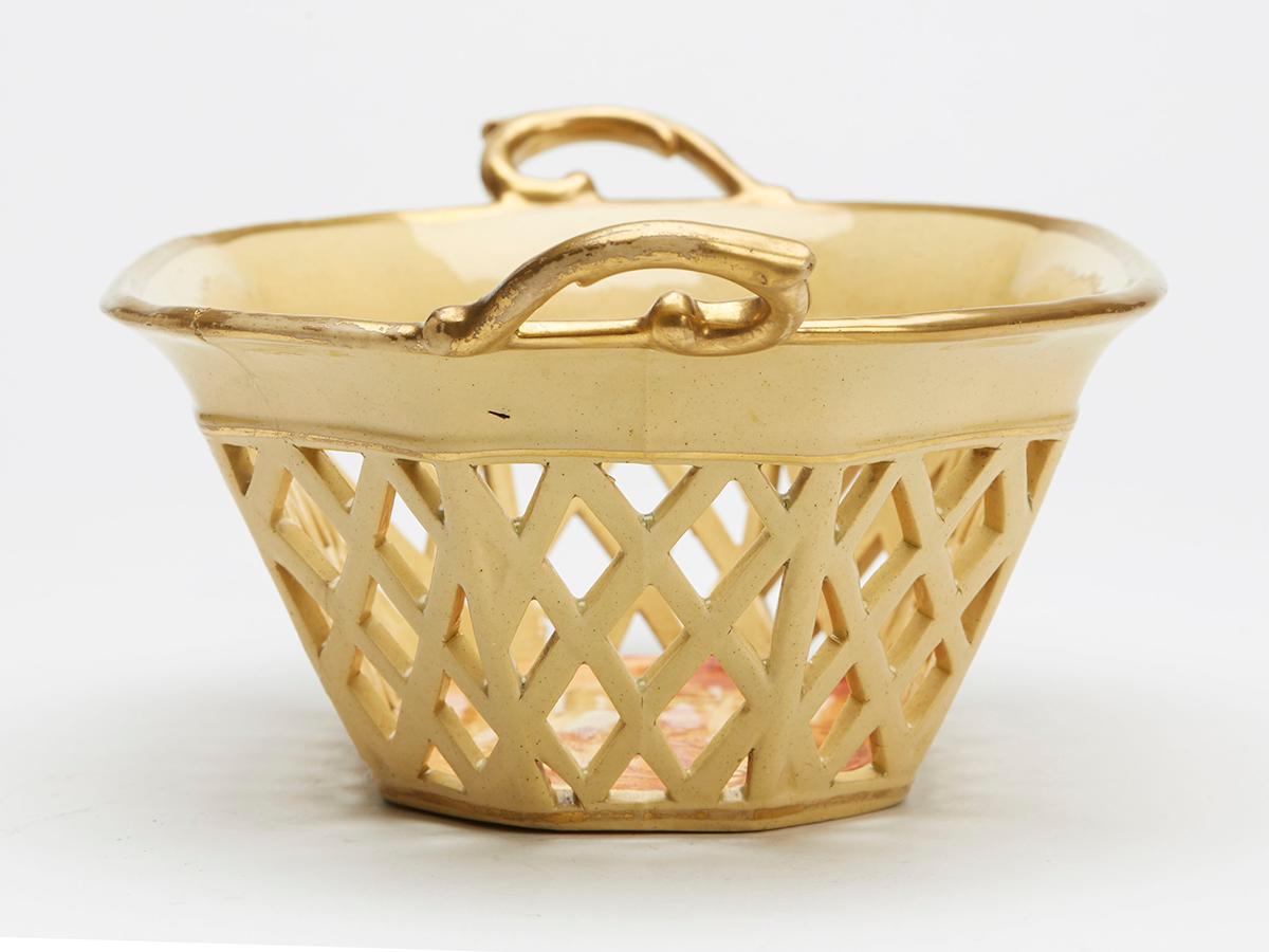 Ridgway Rare Early Drabware Basket & Stand en vente 1