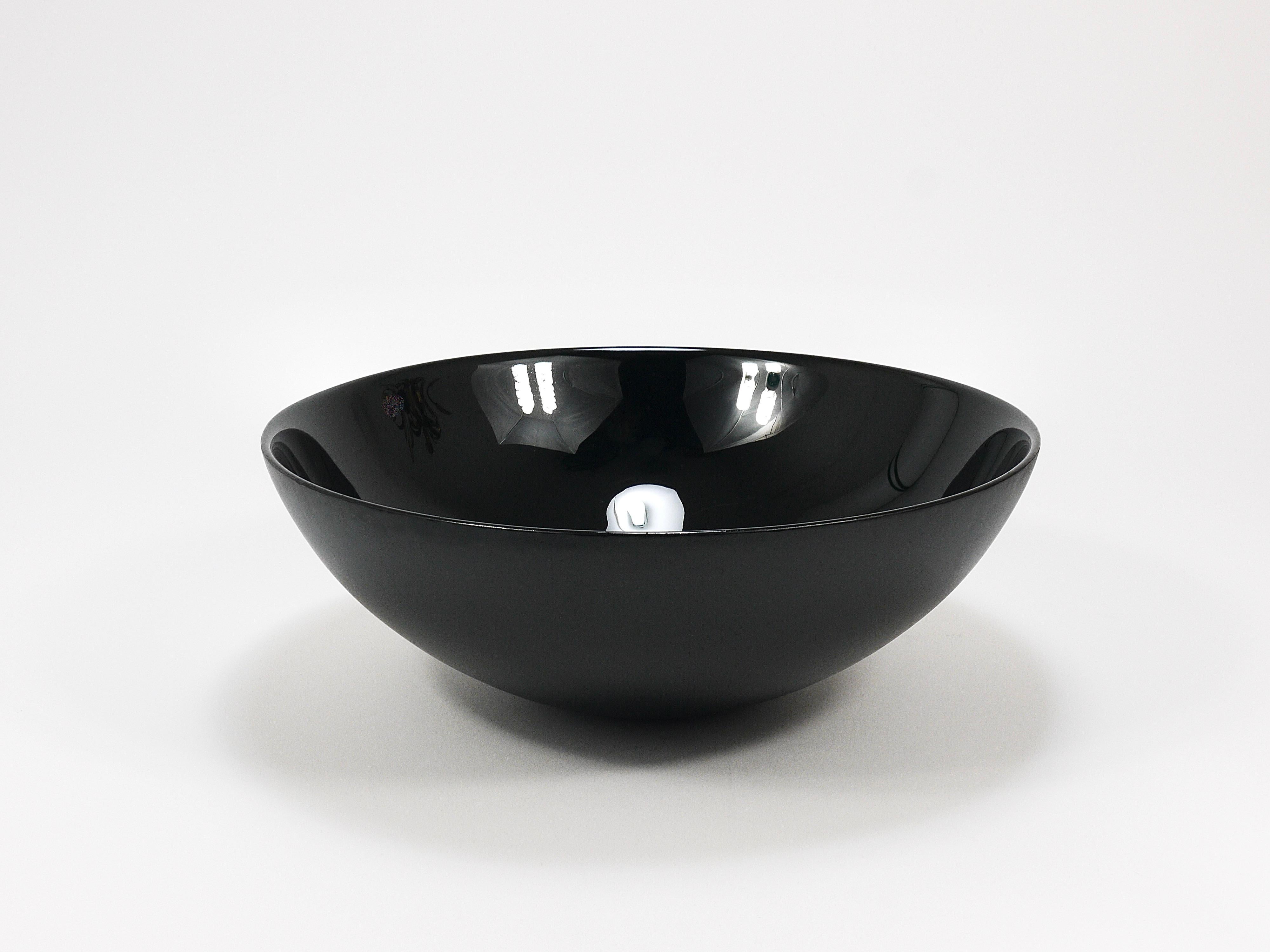 Riedel x Mesa Design Gran cuenco de cristal negro para centro de mesa, Italia posmoderna, 1980 Pulido en venta