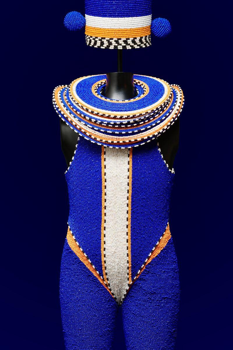 Masai Totem - Contemporary Sculpture by Rien Bekkers