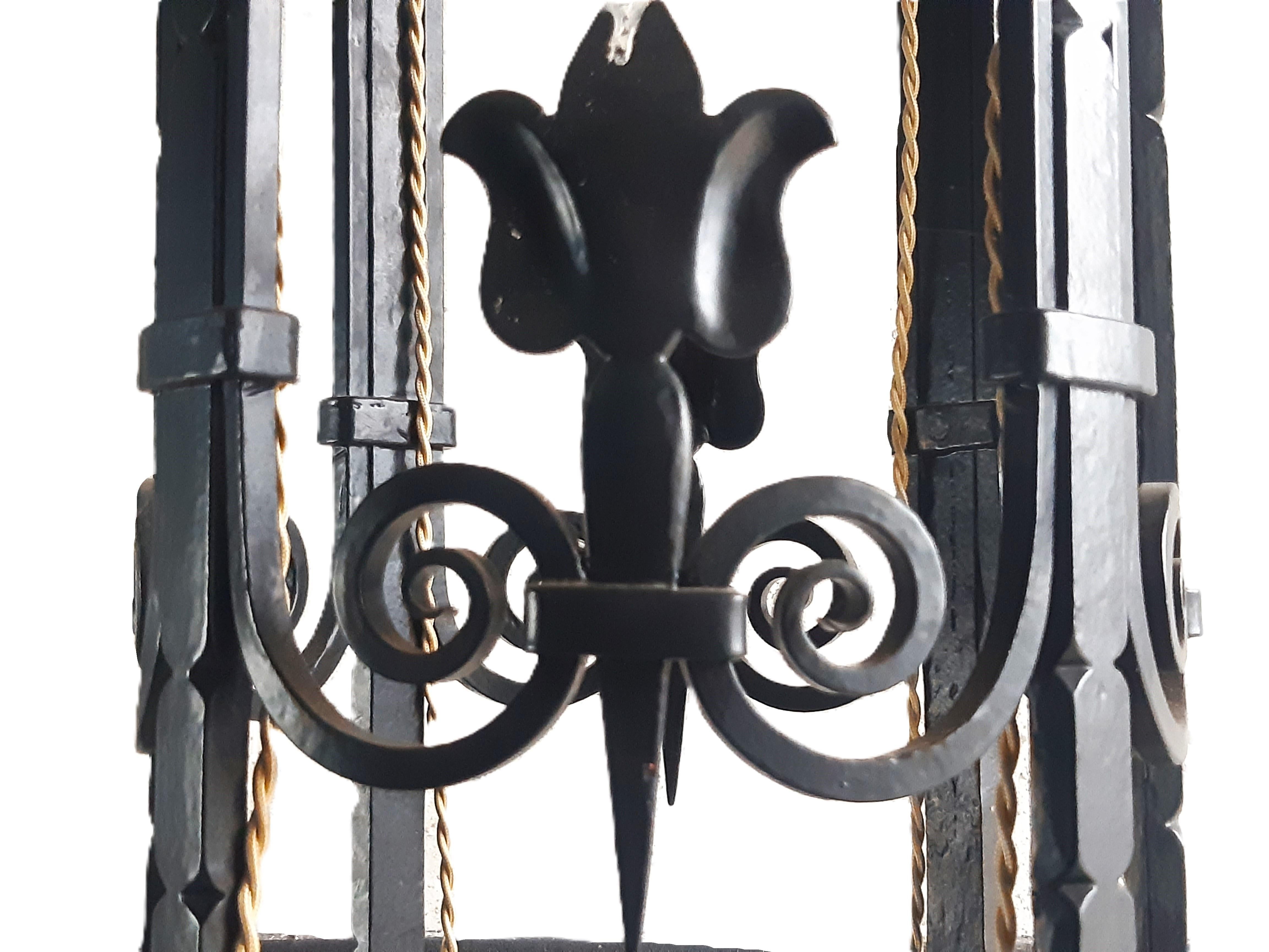 Riesiger Kronleuchter Schmiedeeisen Art Déco um 1935/-40, Höhe 168cm! In condizioni buone in vendita a Aachen, DE