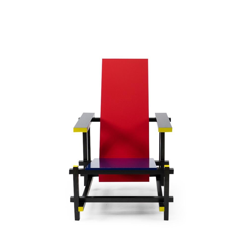 Modernist Design by Rietveld Red and Blue Chair, Cassina, 1990s In Good Condition In Renens, CH