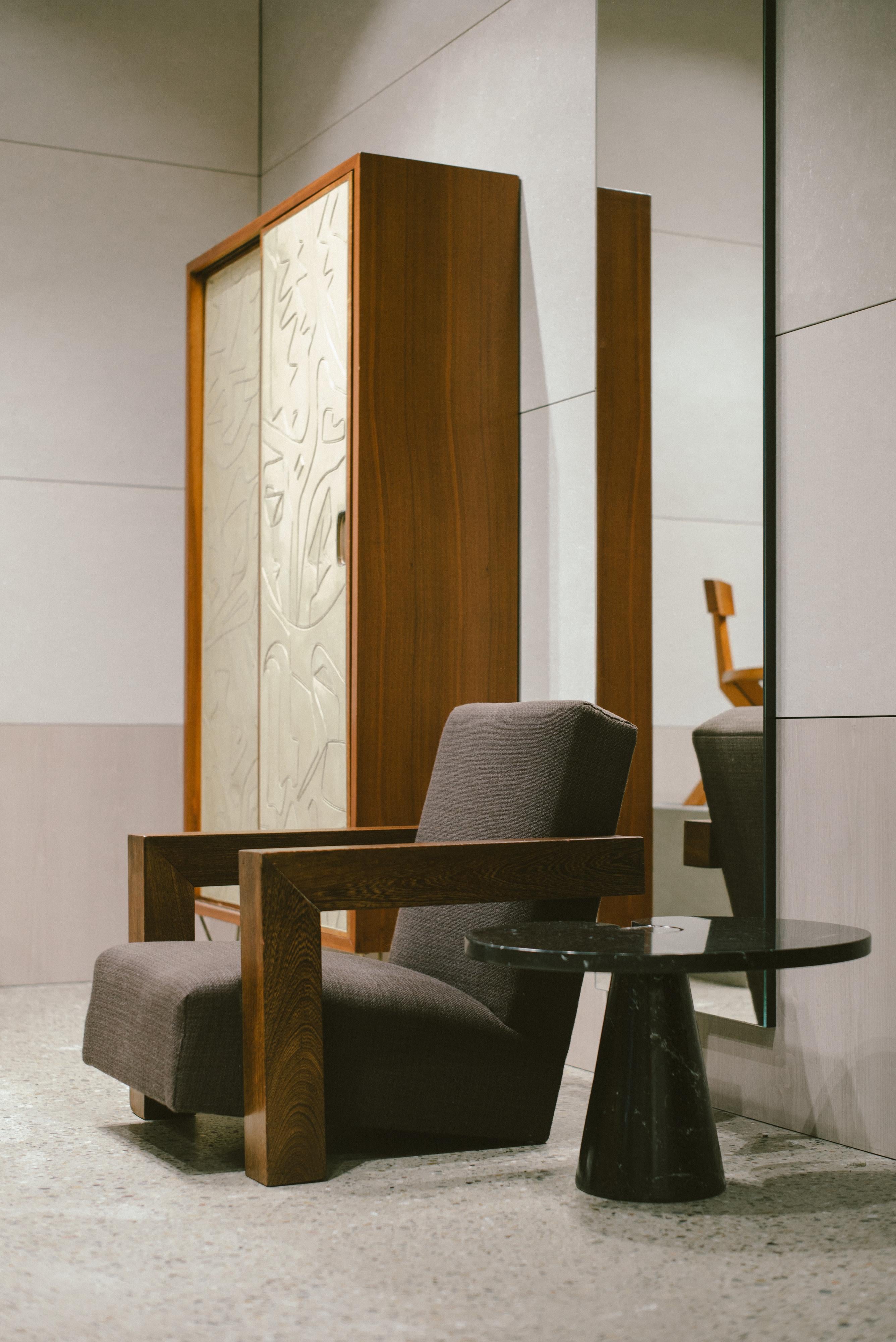 Rietveld's Utrecht Chair with a Wooden Frame, a Pair 6