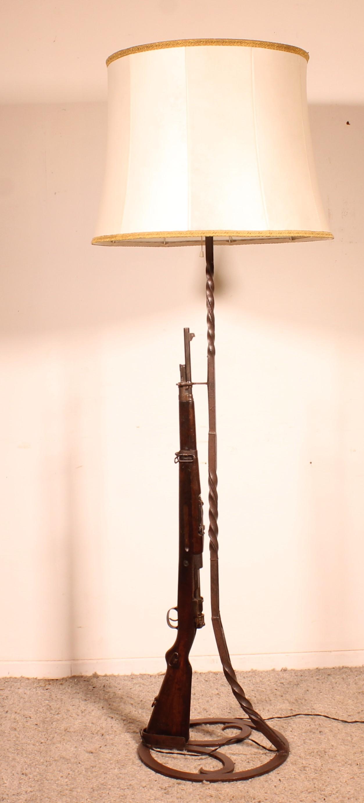 Rifle Floor Lamp With Its Lampshade For Sale 1