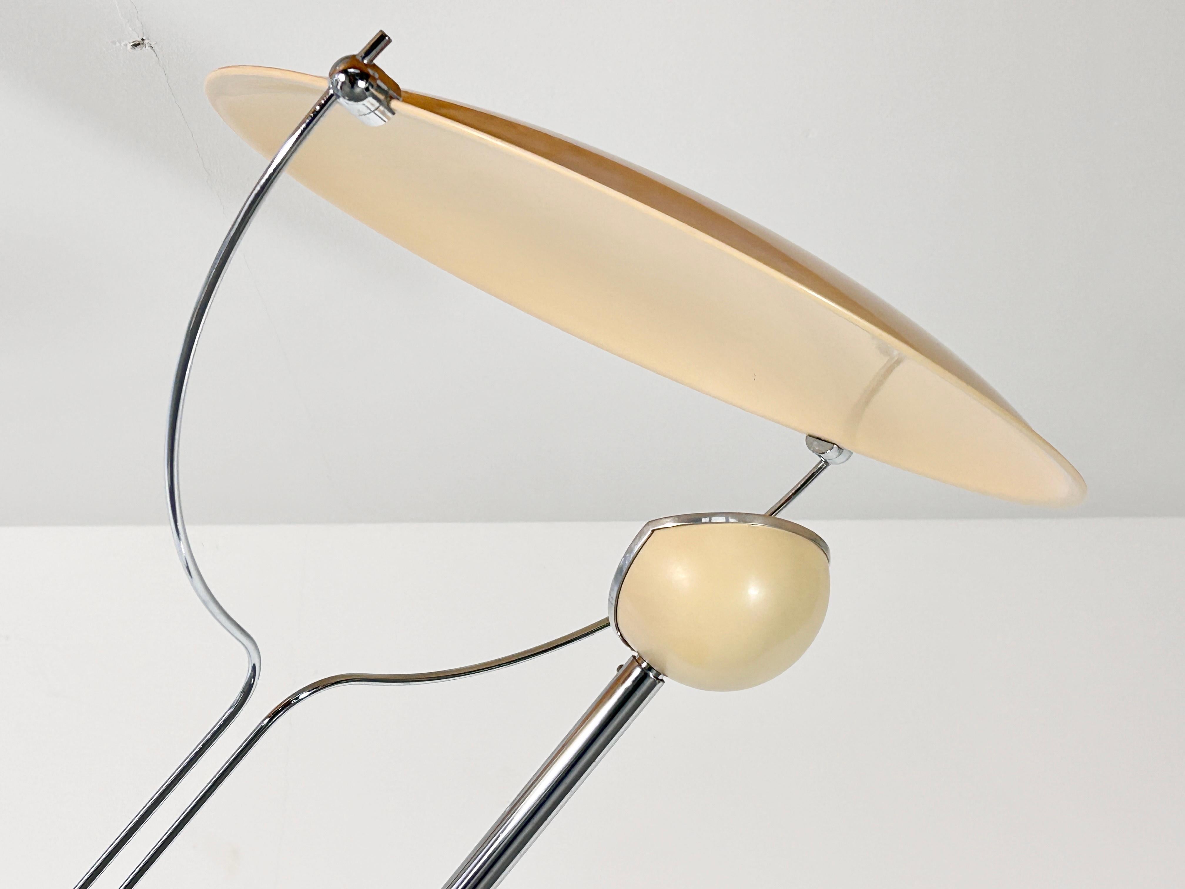 Italian Riflessione floor lamp designed by Claudio Salocchi for Skipper 1973 For Sale