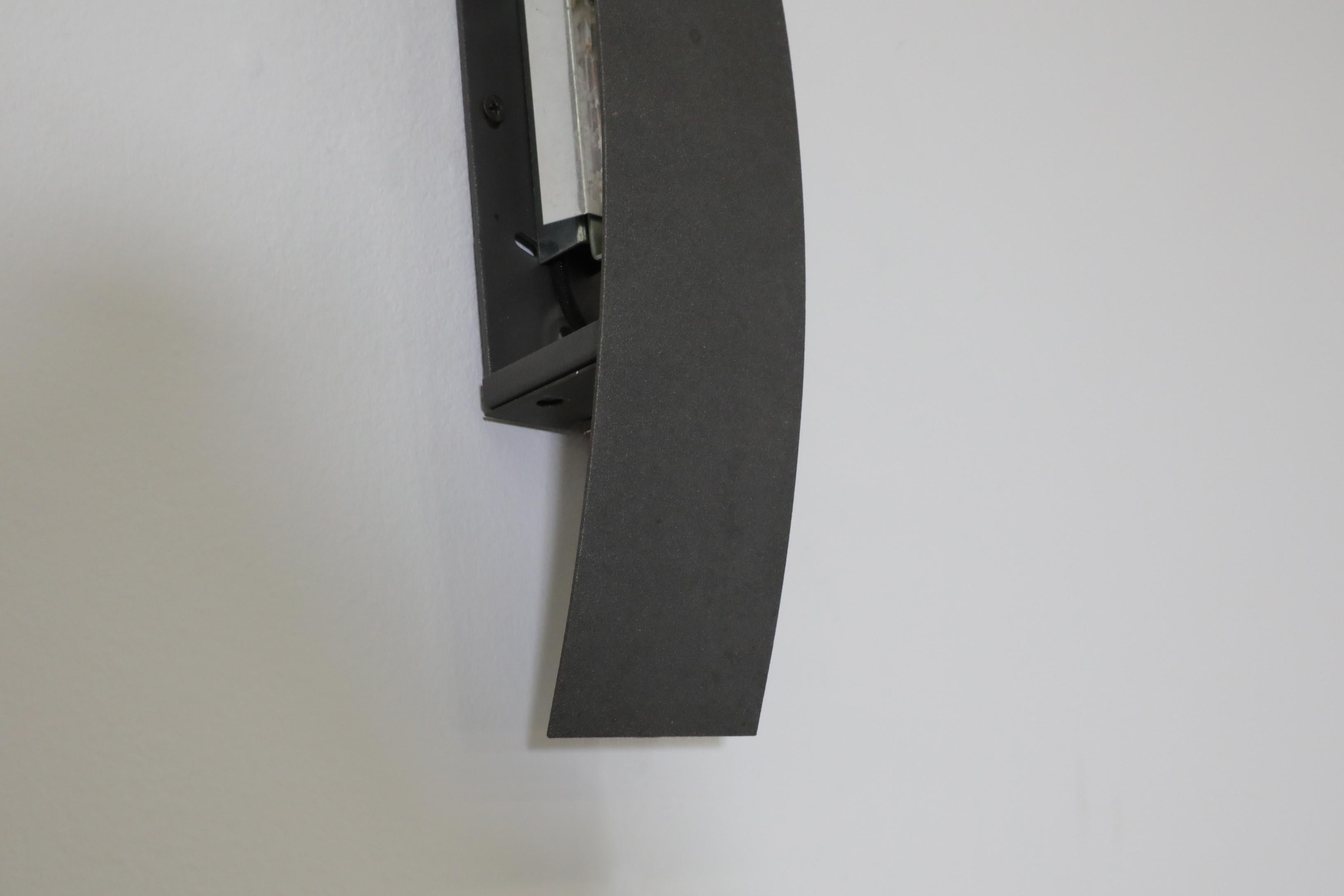 'Riga' Wall Sconce by Paolo Zani for Fontana Arte, 1995 In Good Condition For Sale In Los Angeles, CA