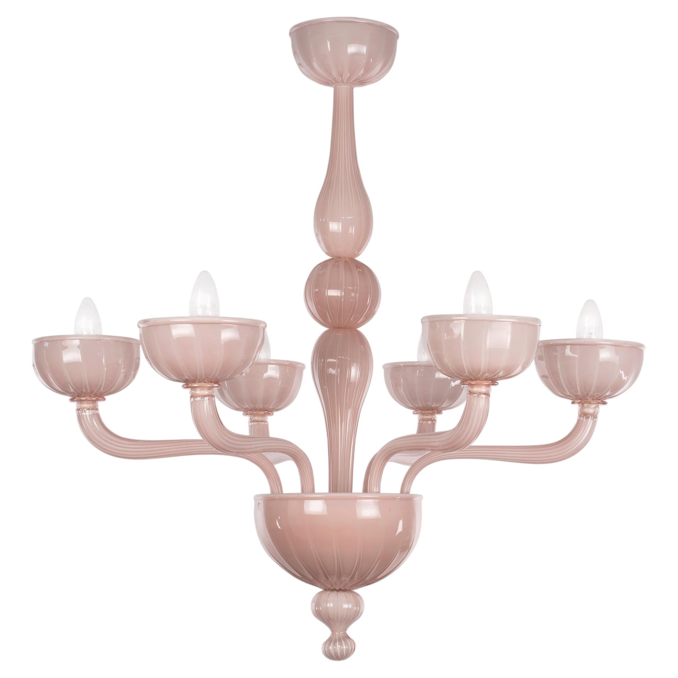 Lampadario Rigadin a 6 bracci con vetro rosa incastonato, modello Edgar di Multiforme