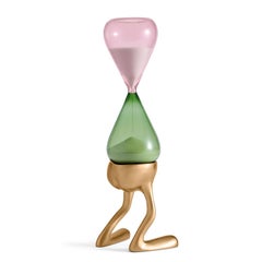 Right Foot Hourglass