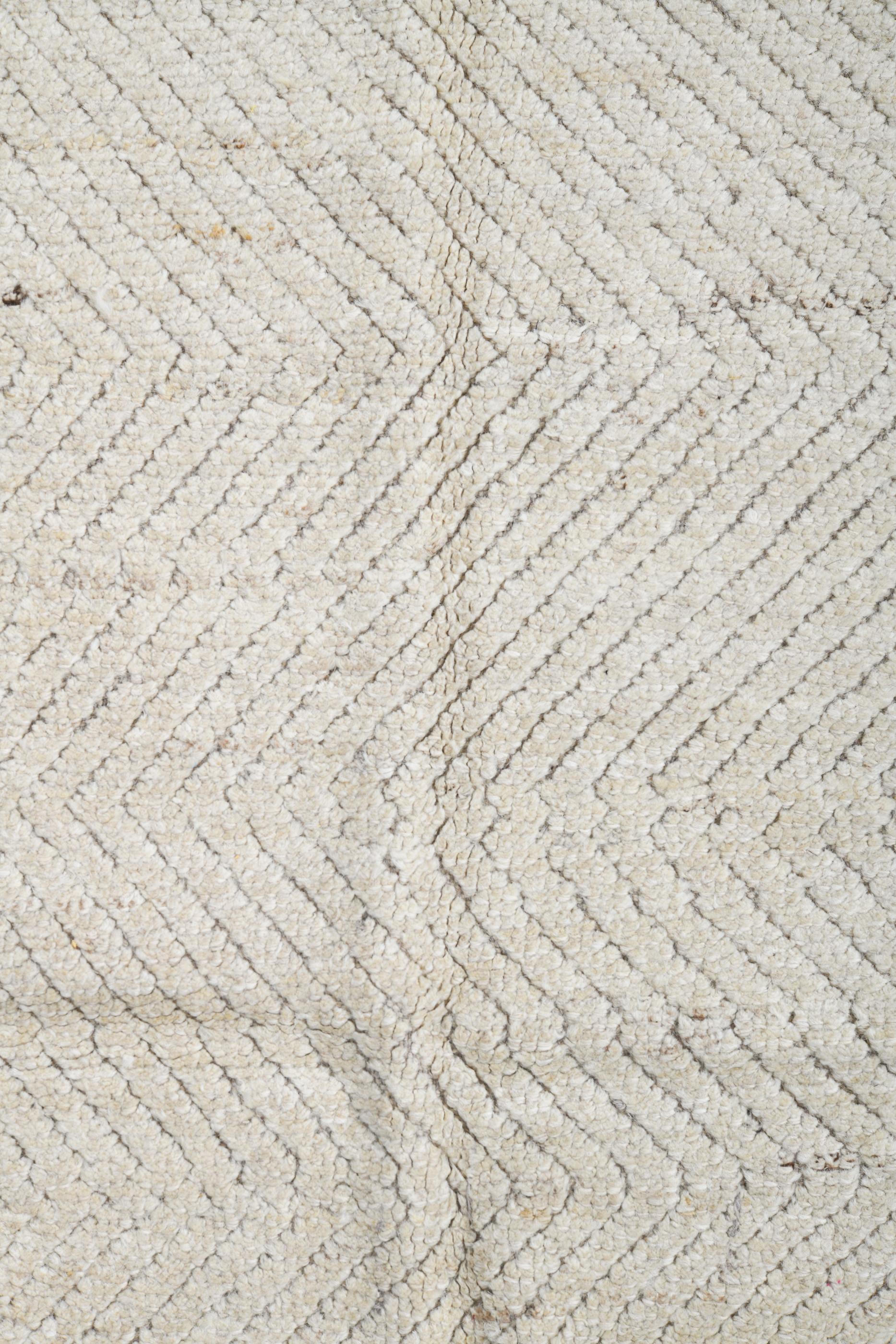 Turkish origin name for rugs made by villagers for domestic use, often in small sizes, due to loom size restrictions inside homes. They are woven as thick, shaggy rugs using the softest yarn available to provide warmth and insulation during winter